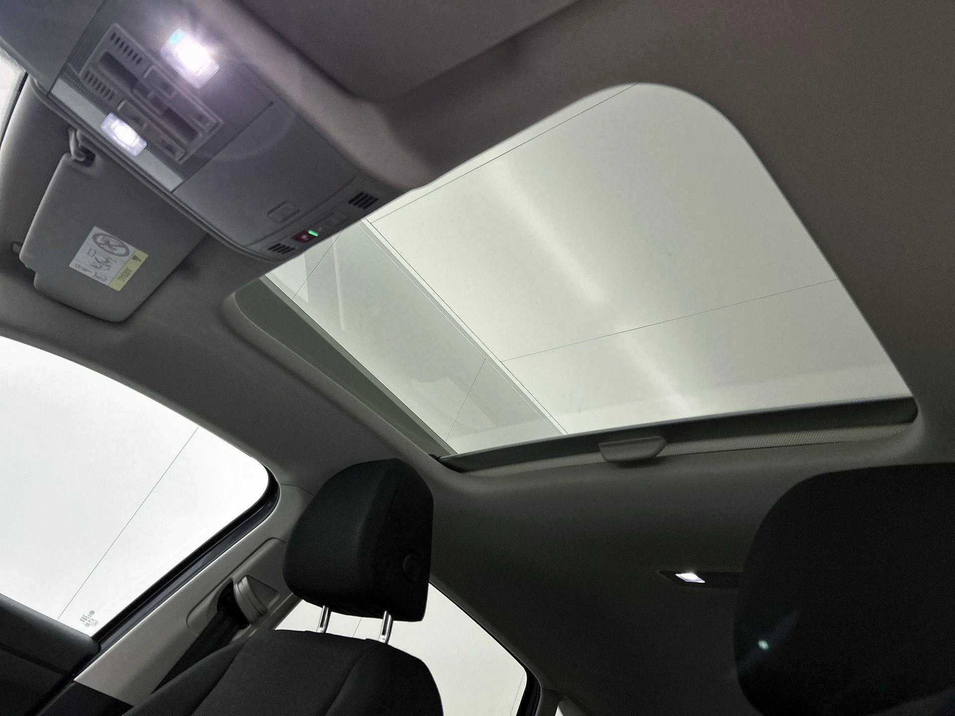 Volkswagen-Taigo-image-29