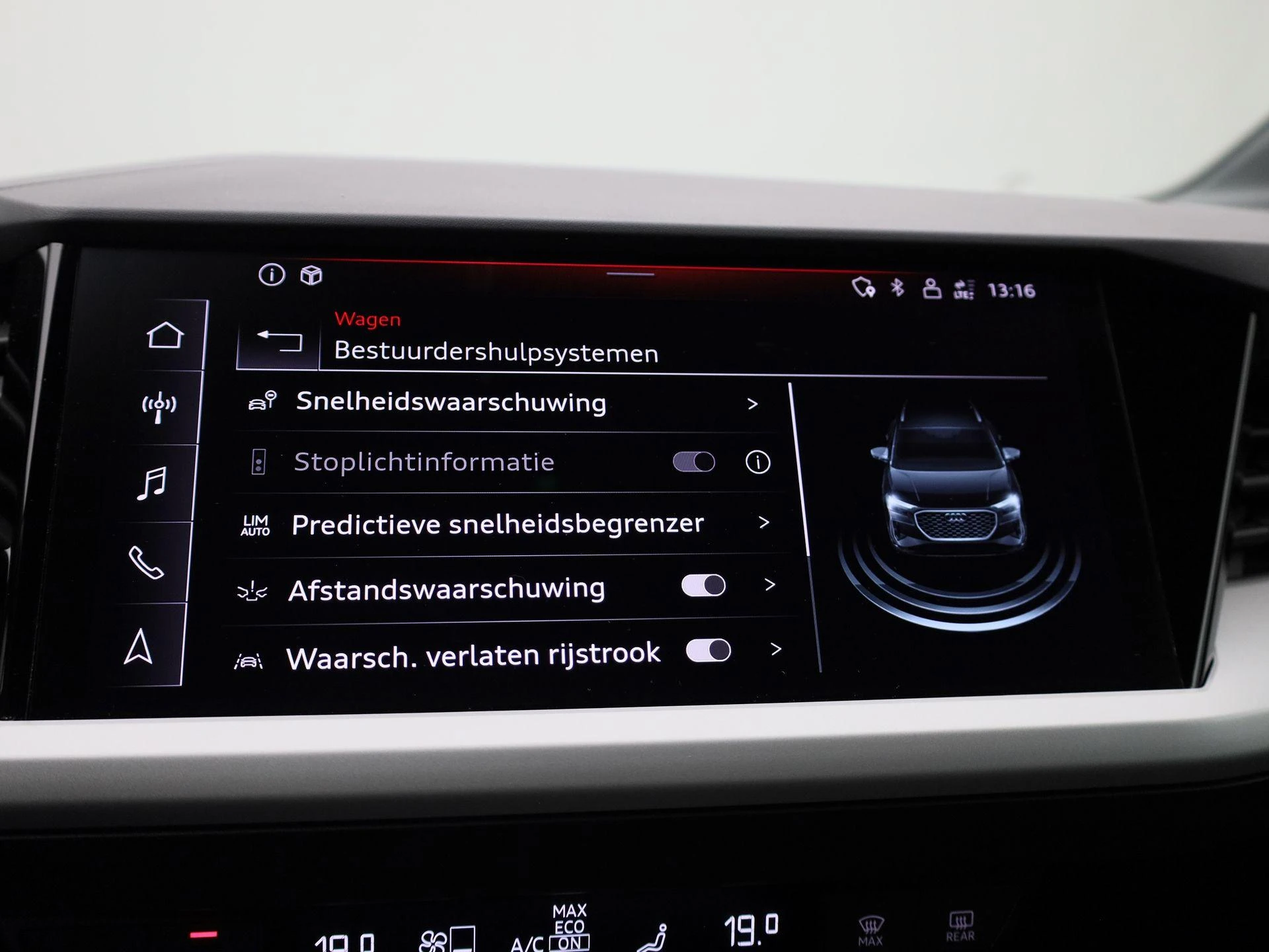 Audi-Q4 e-tron-image-33