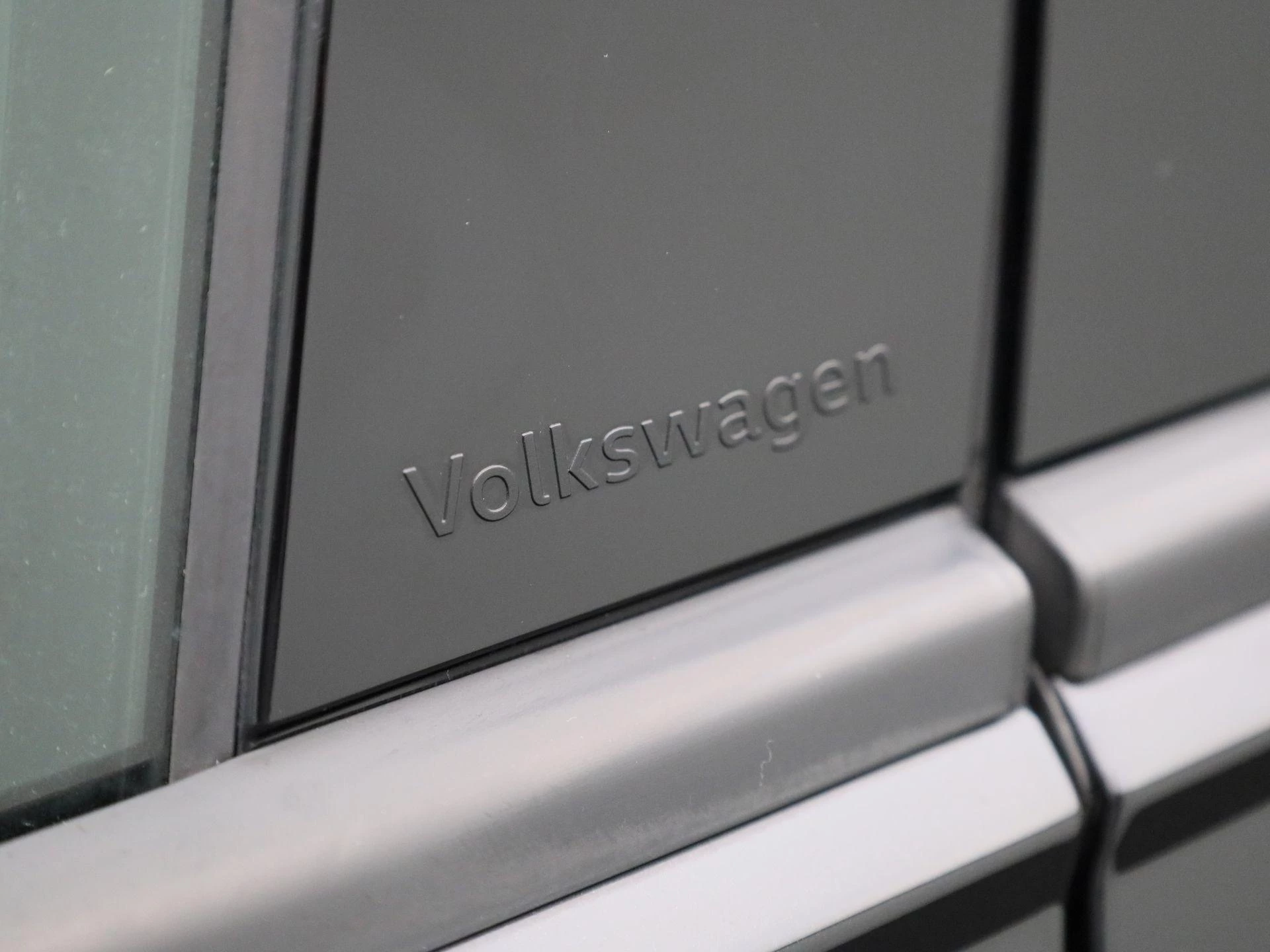 Volkswagen-Polo-image-14