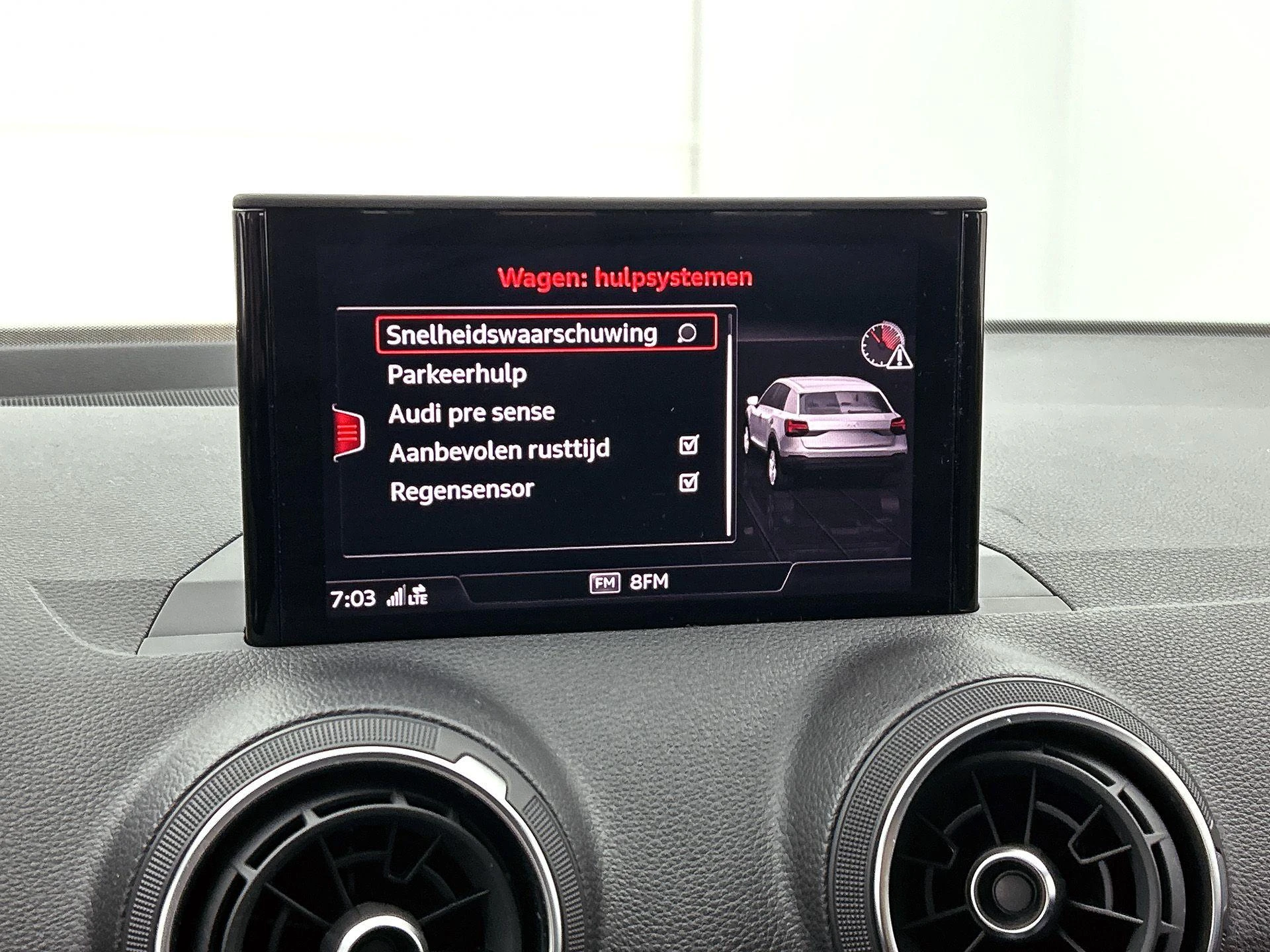 Audi-Q2-image-8