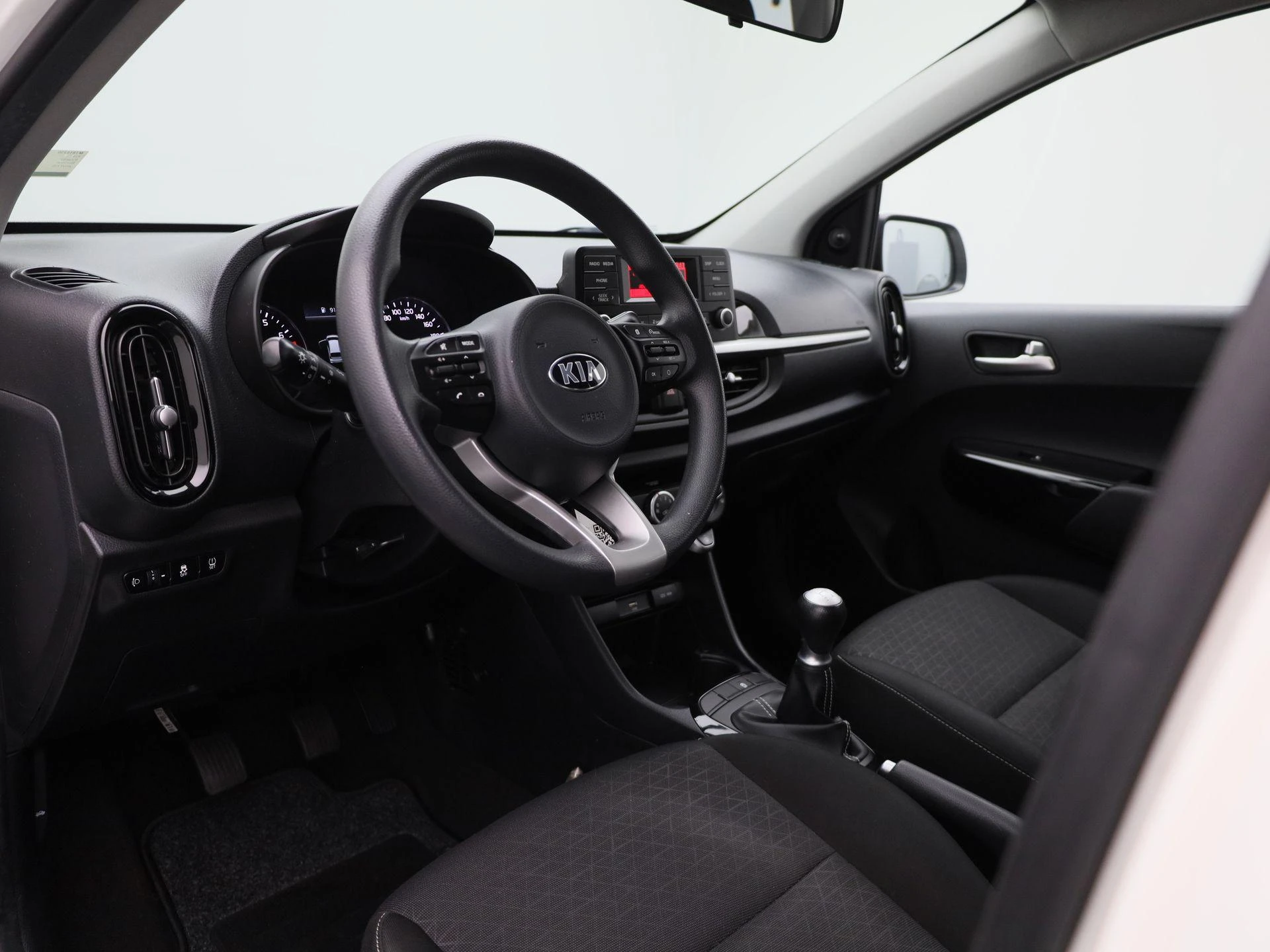 Kia-Picanto-image-25