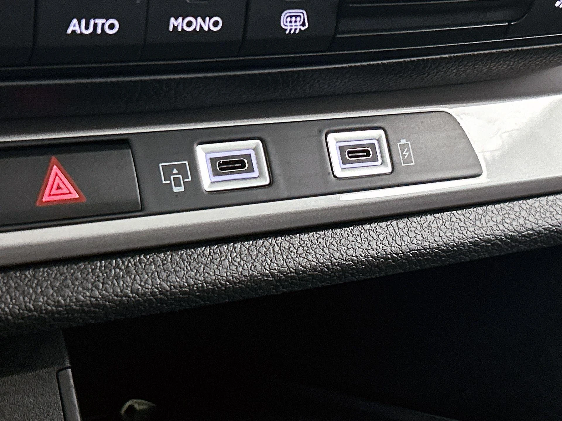 Opel-Vivaro-image-35