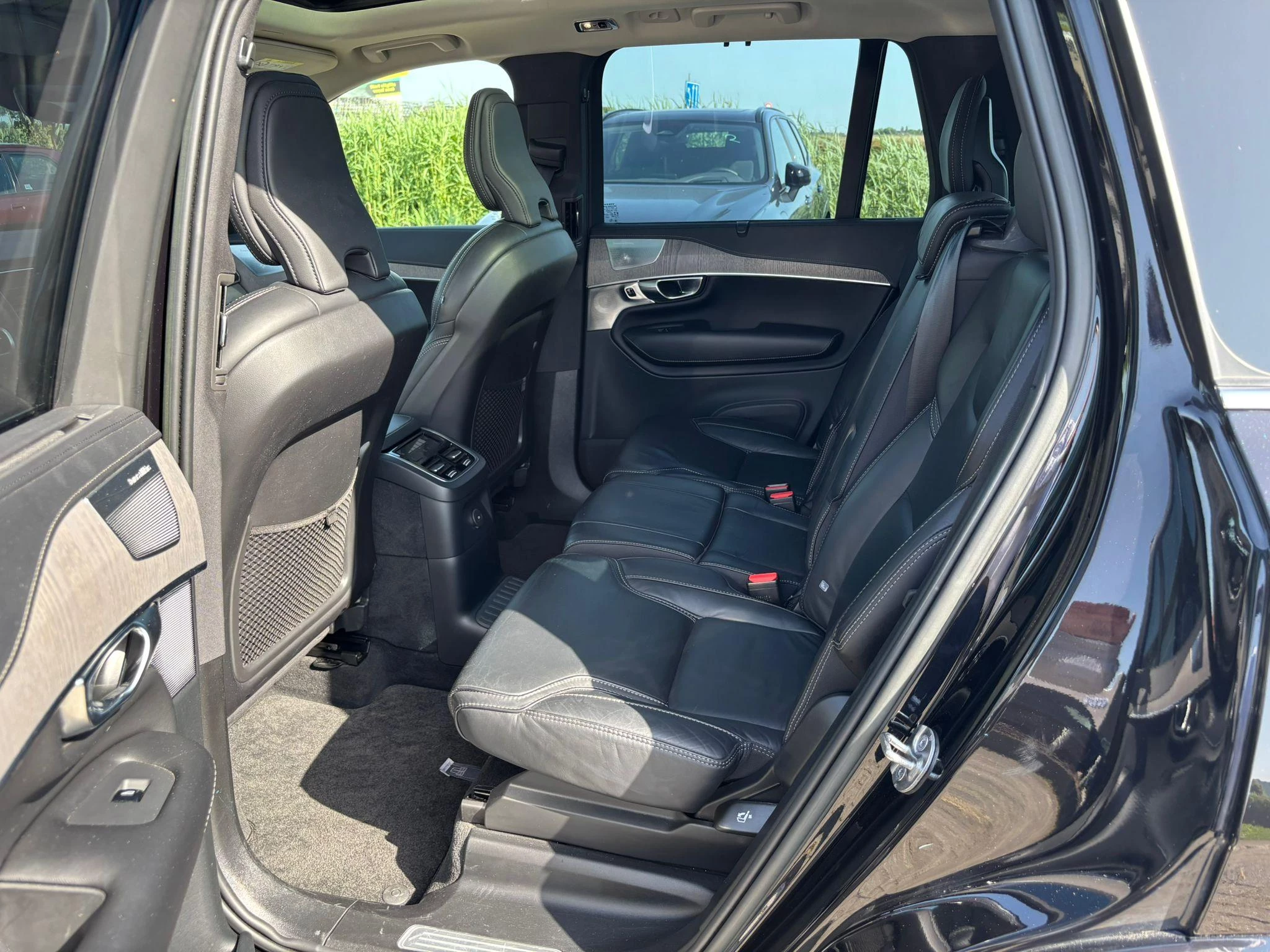 Volvo-XC90-image-15