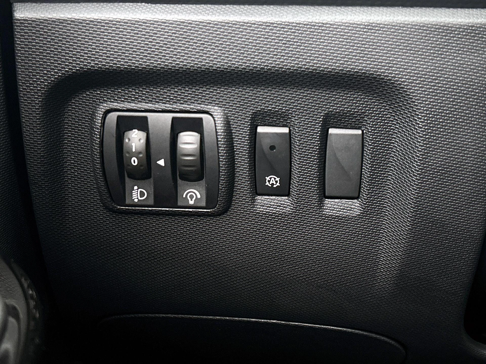 Renault-Captur-image-17