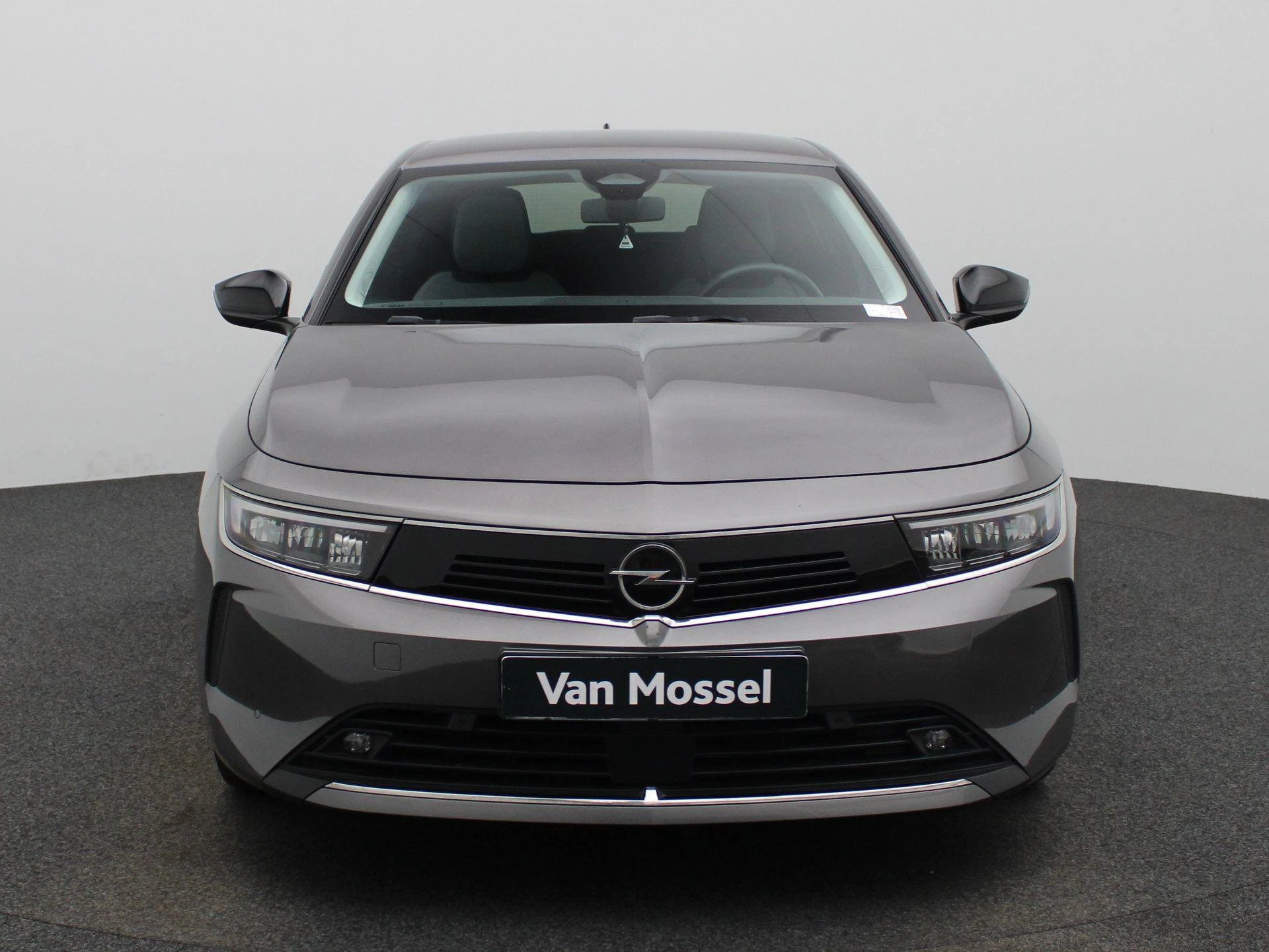 Opel-Astra-image-2