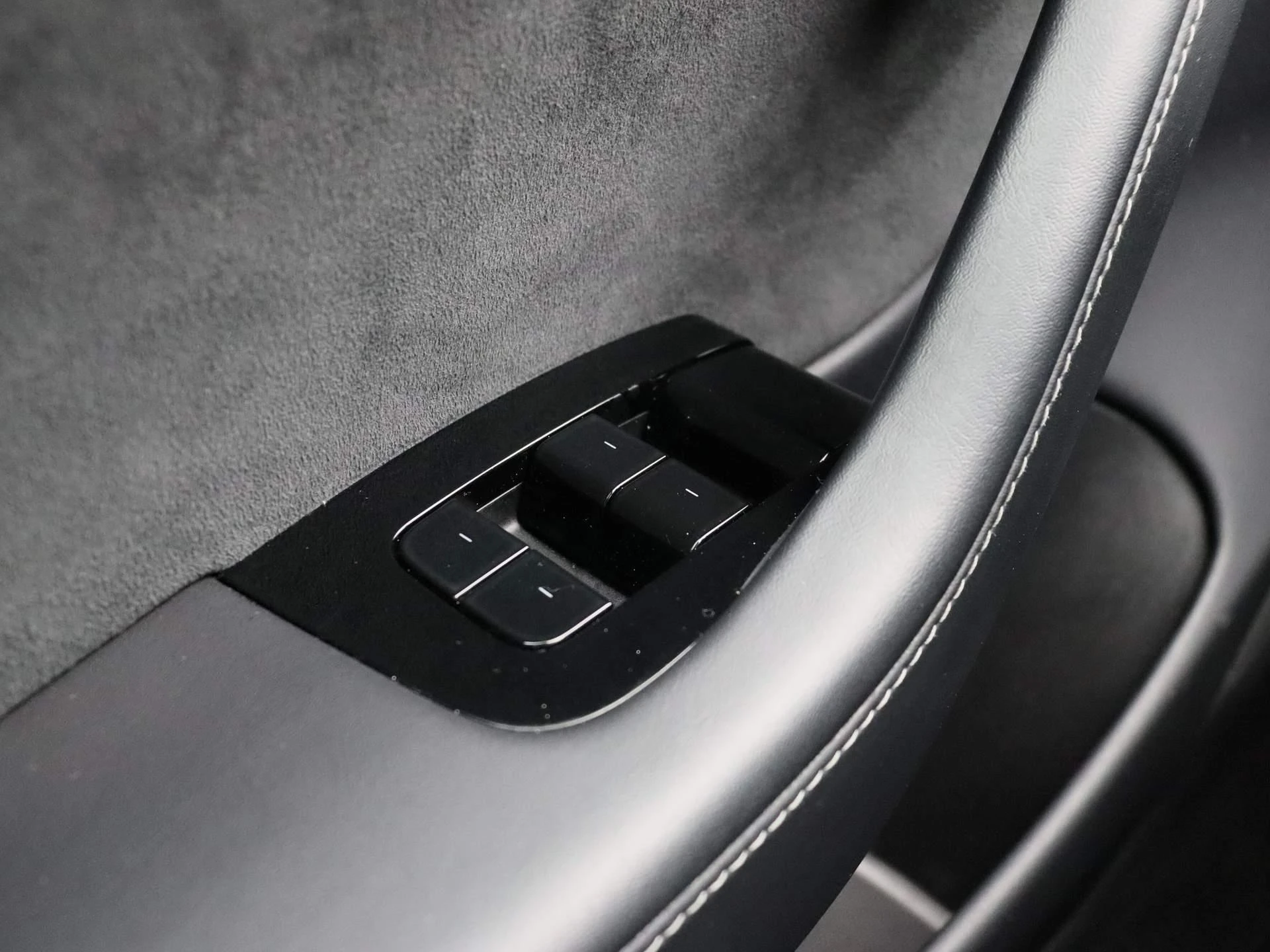 Tesla-Model 3-image-20