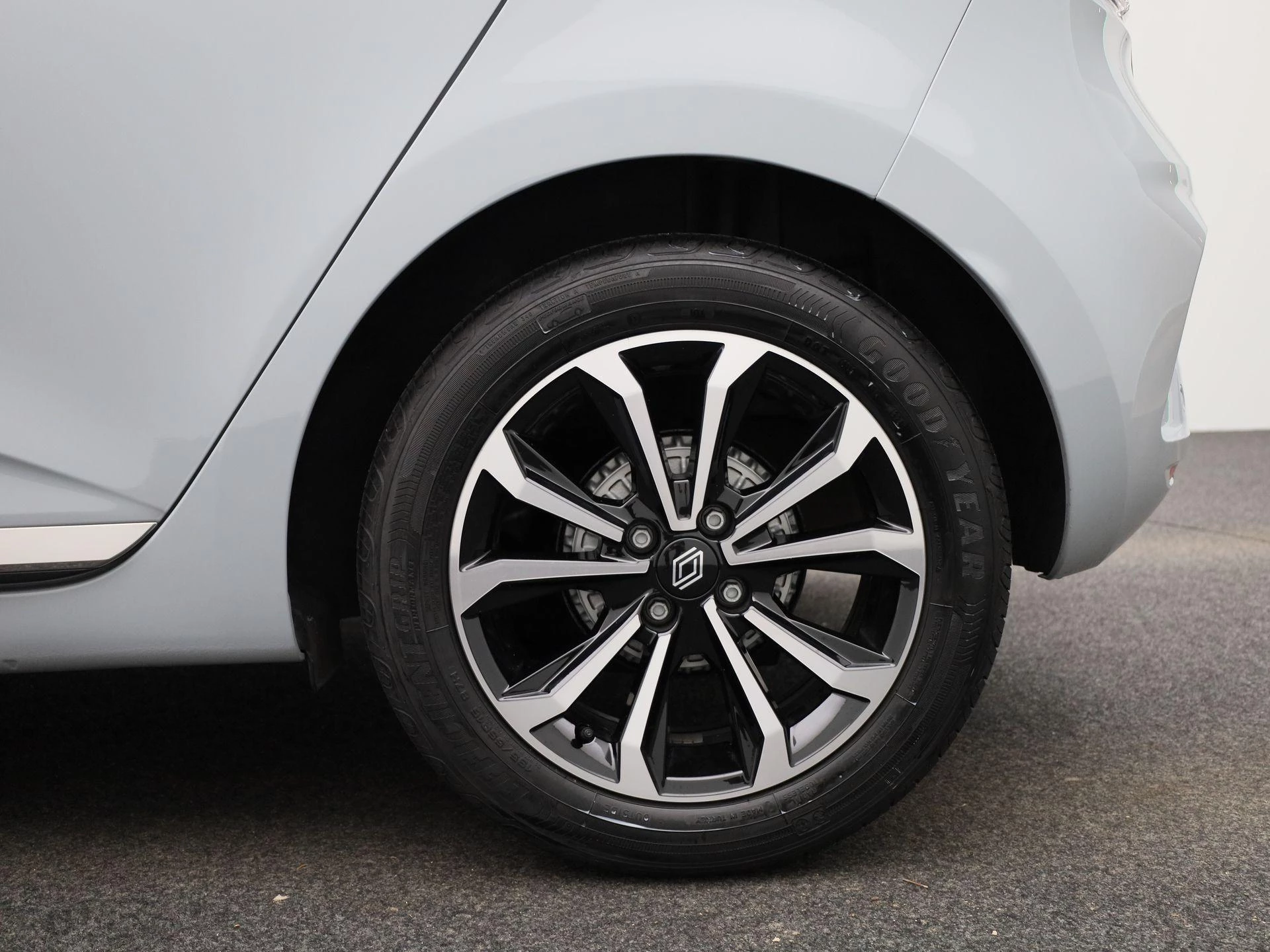 Renault-Clio-image-12