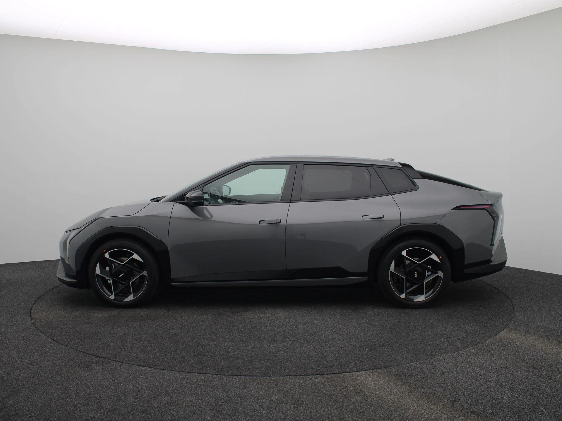 Kia EV4 Fastback GT-Line Business Edition 81.4 kWh