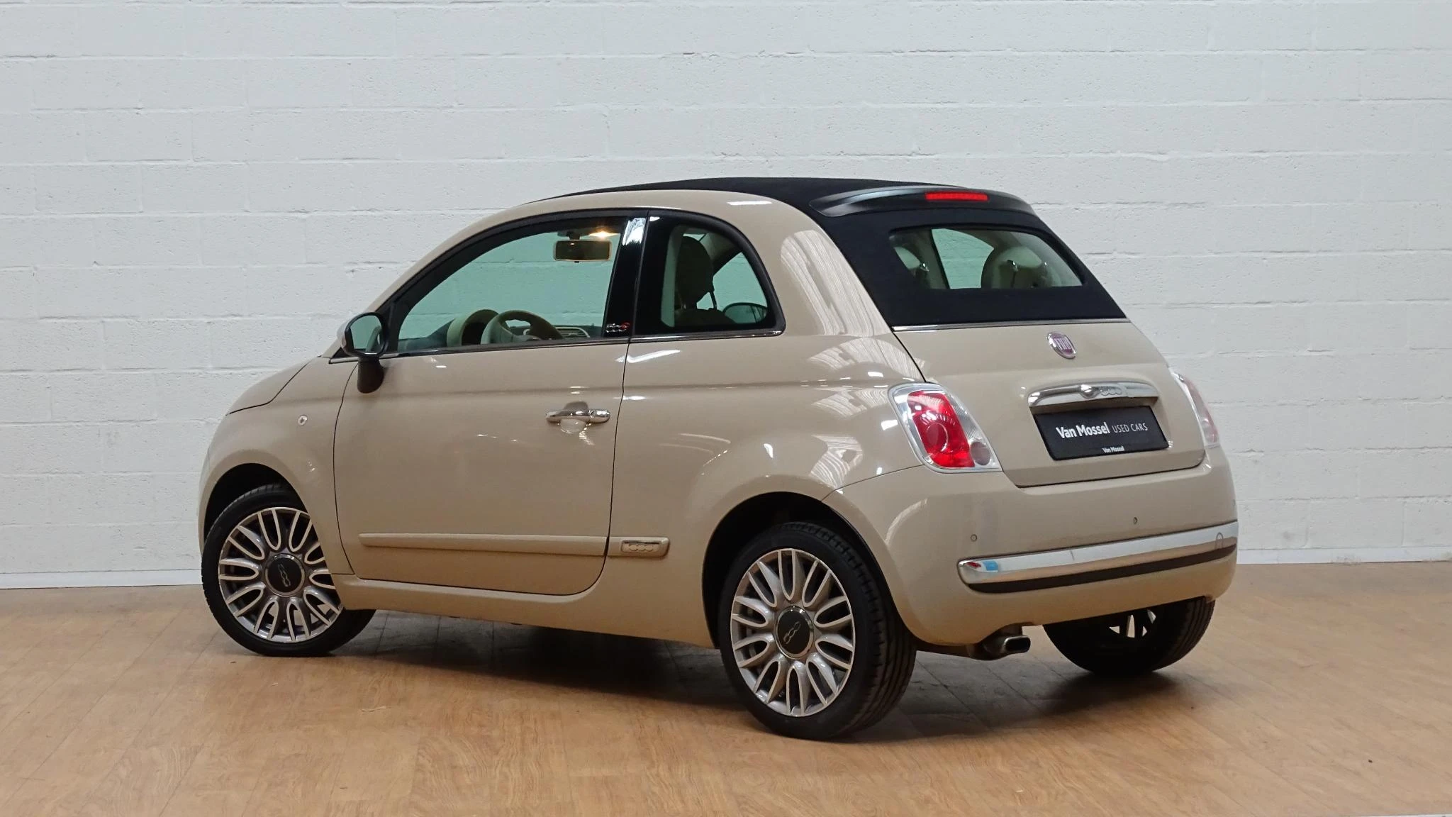 Fiat-500C-image-3