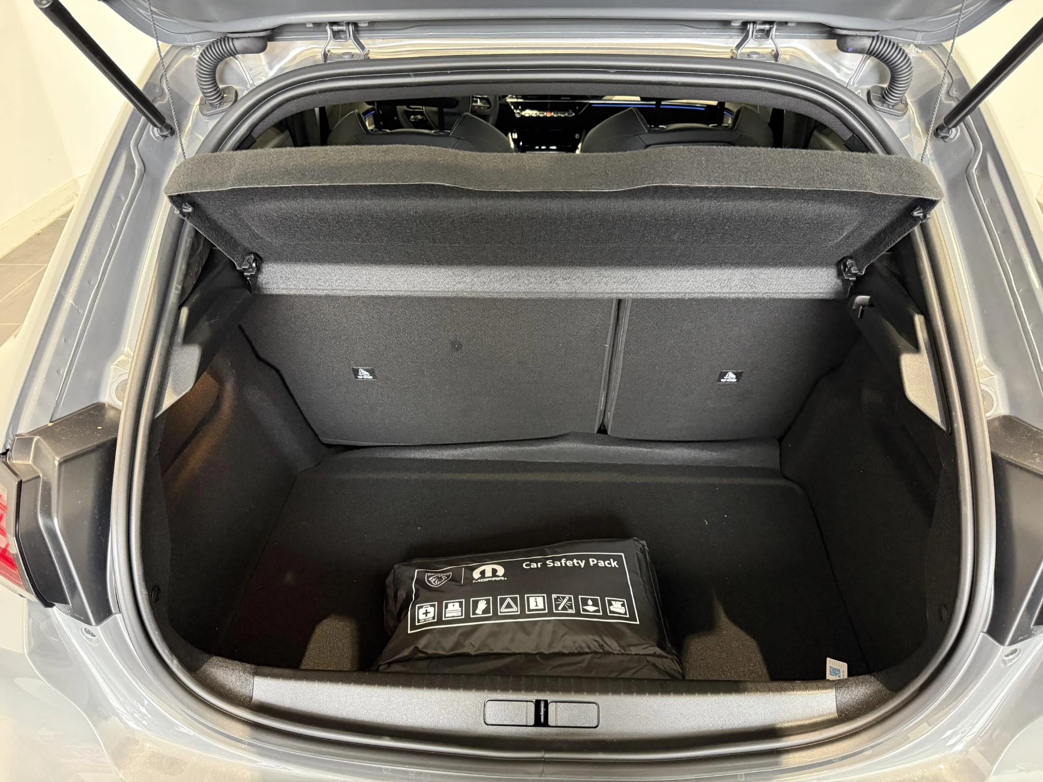 Peugeot-208-image-11