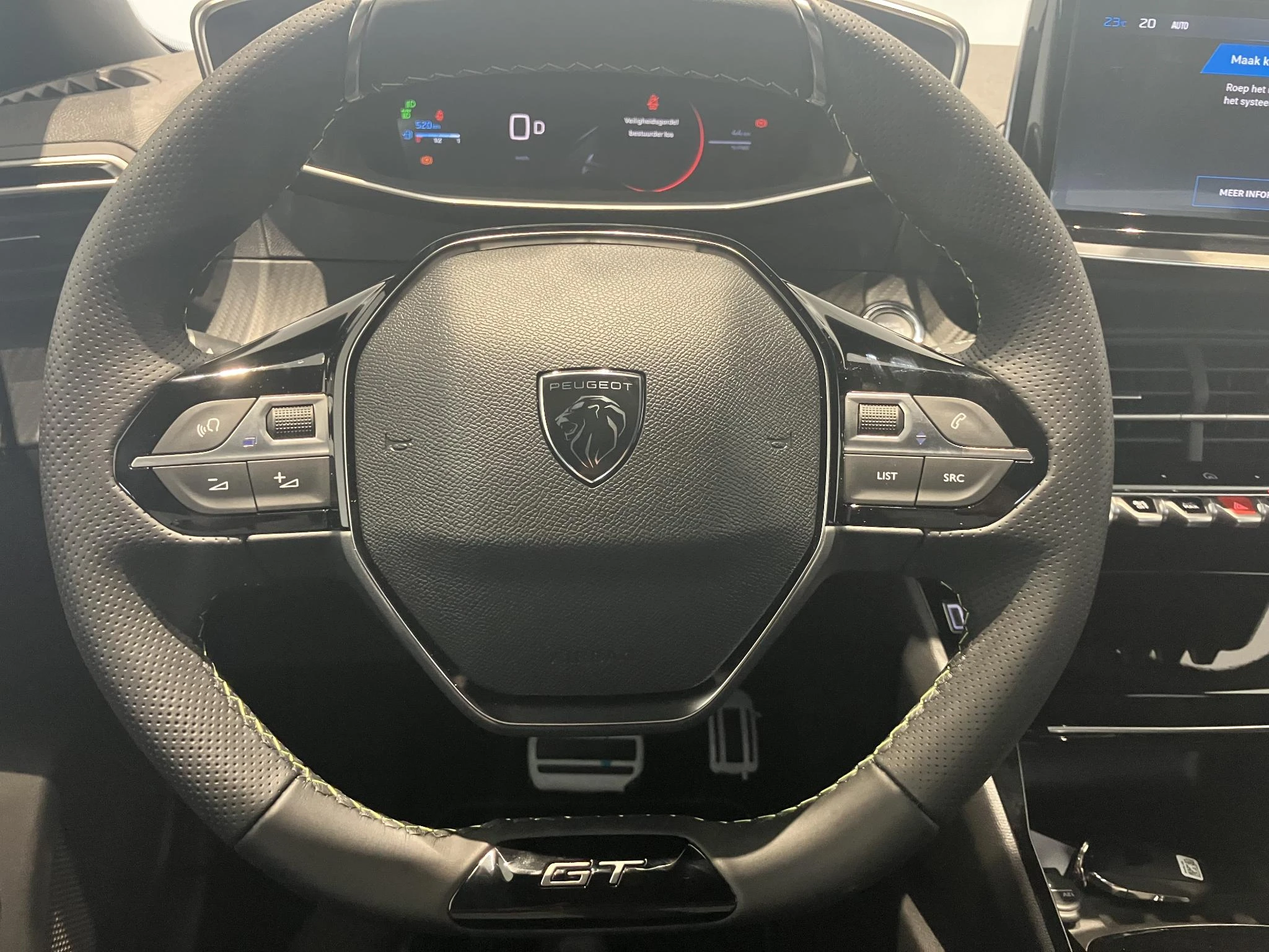 Peugeot-2008-image-16