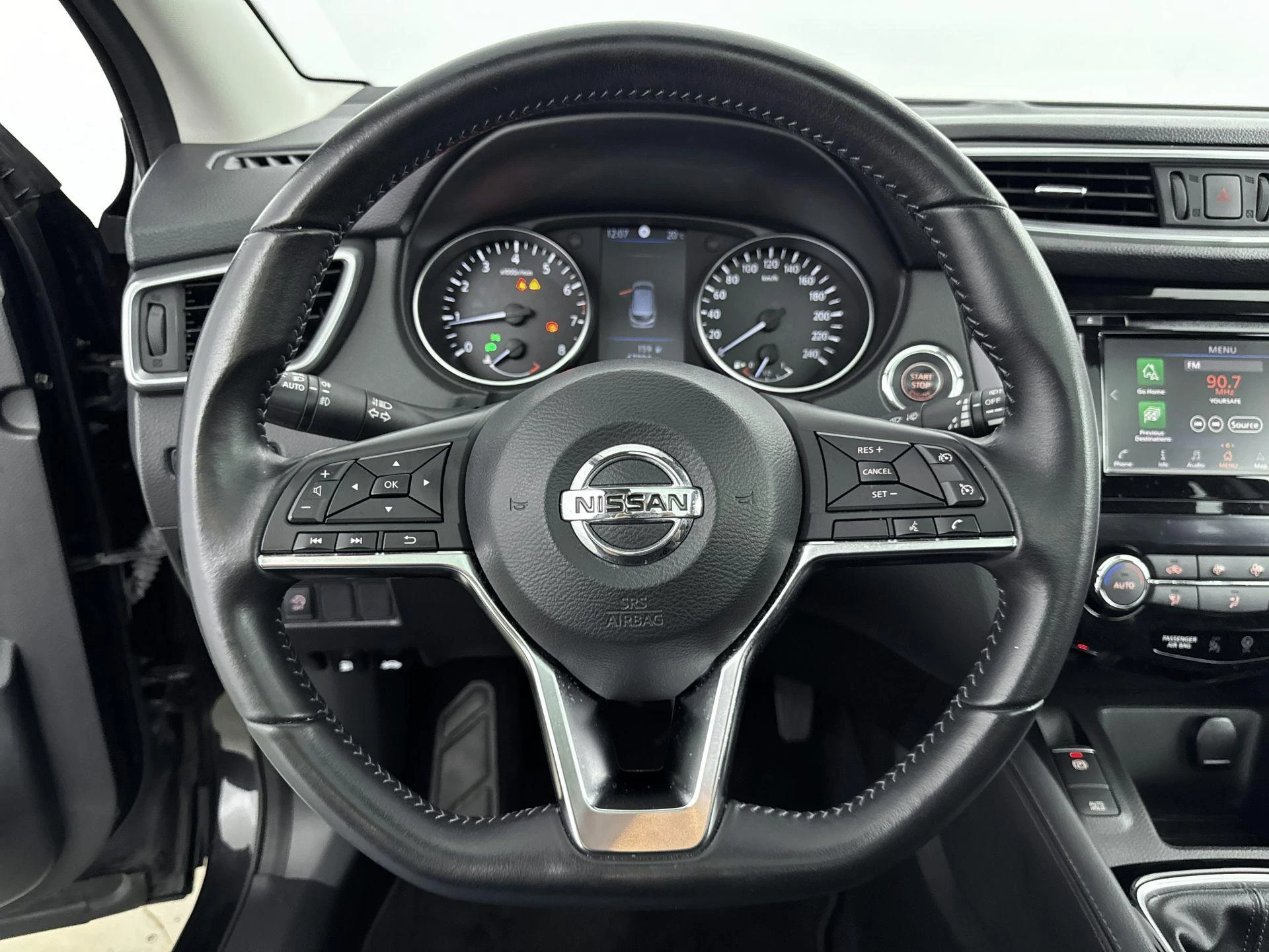 Nissan-QASHQAI-image-27