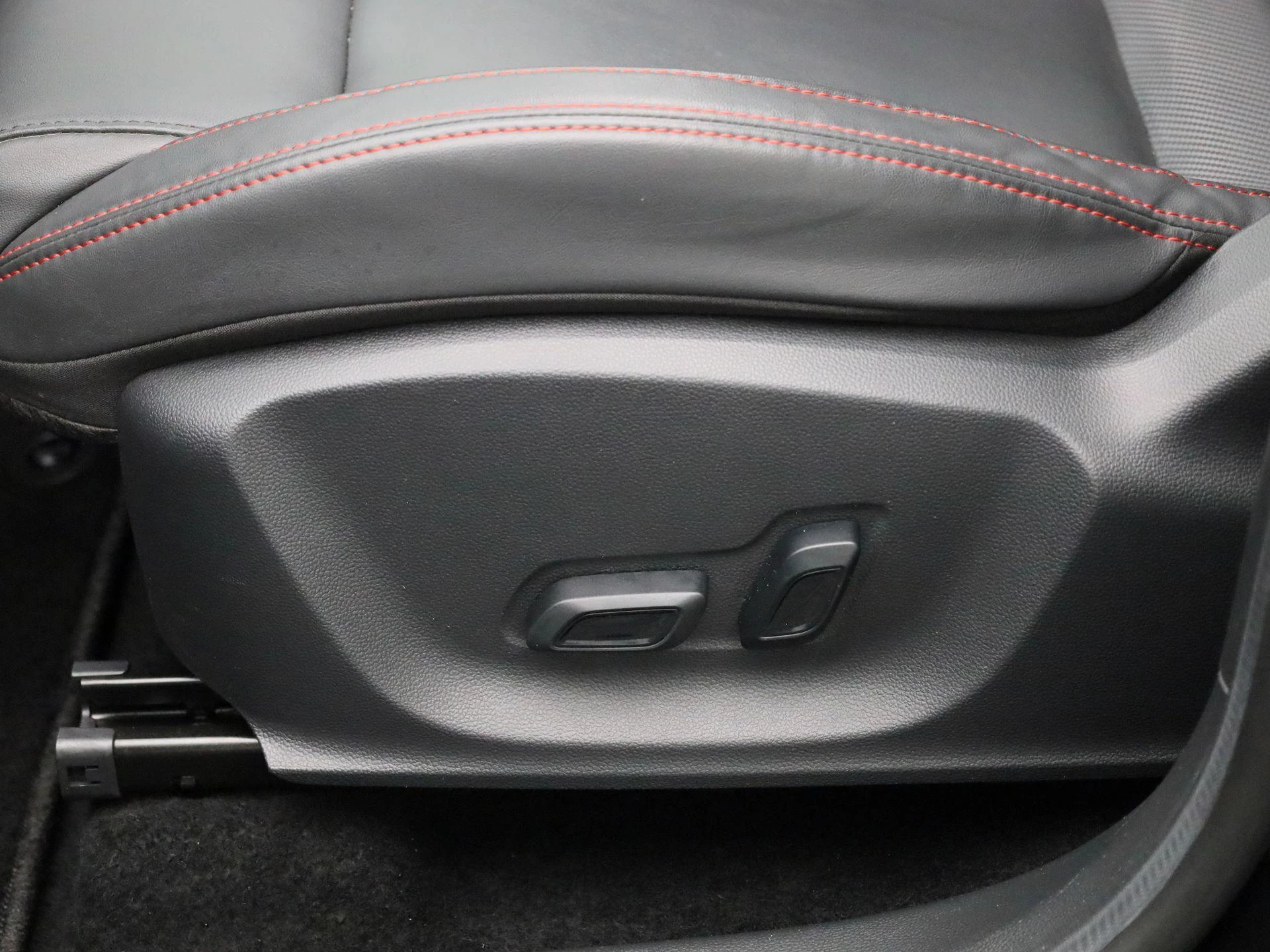 MG ZS EV MG EV Long Range Luxury 70 kWh