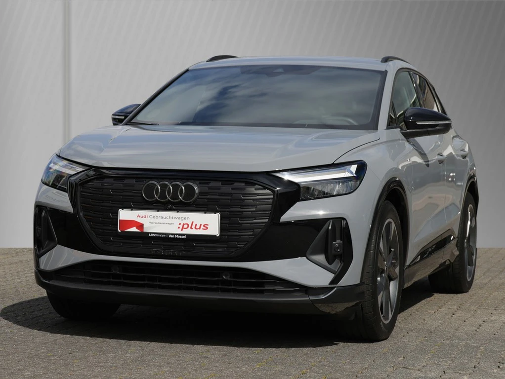 Audi Q4 e-tron 45 S line
