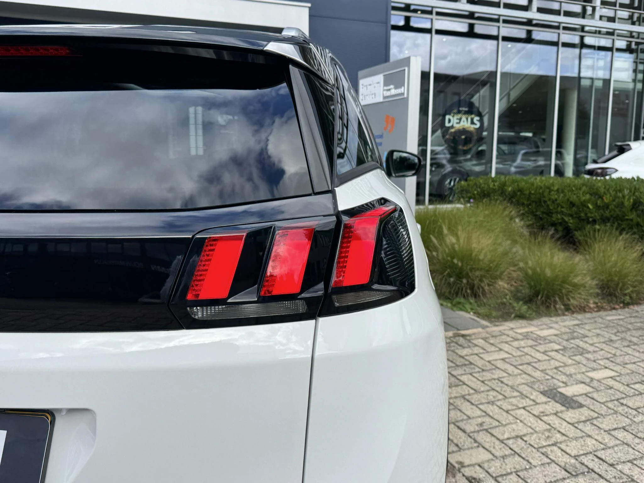 Peugeot-3008-image-12