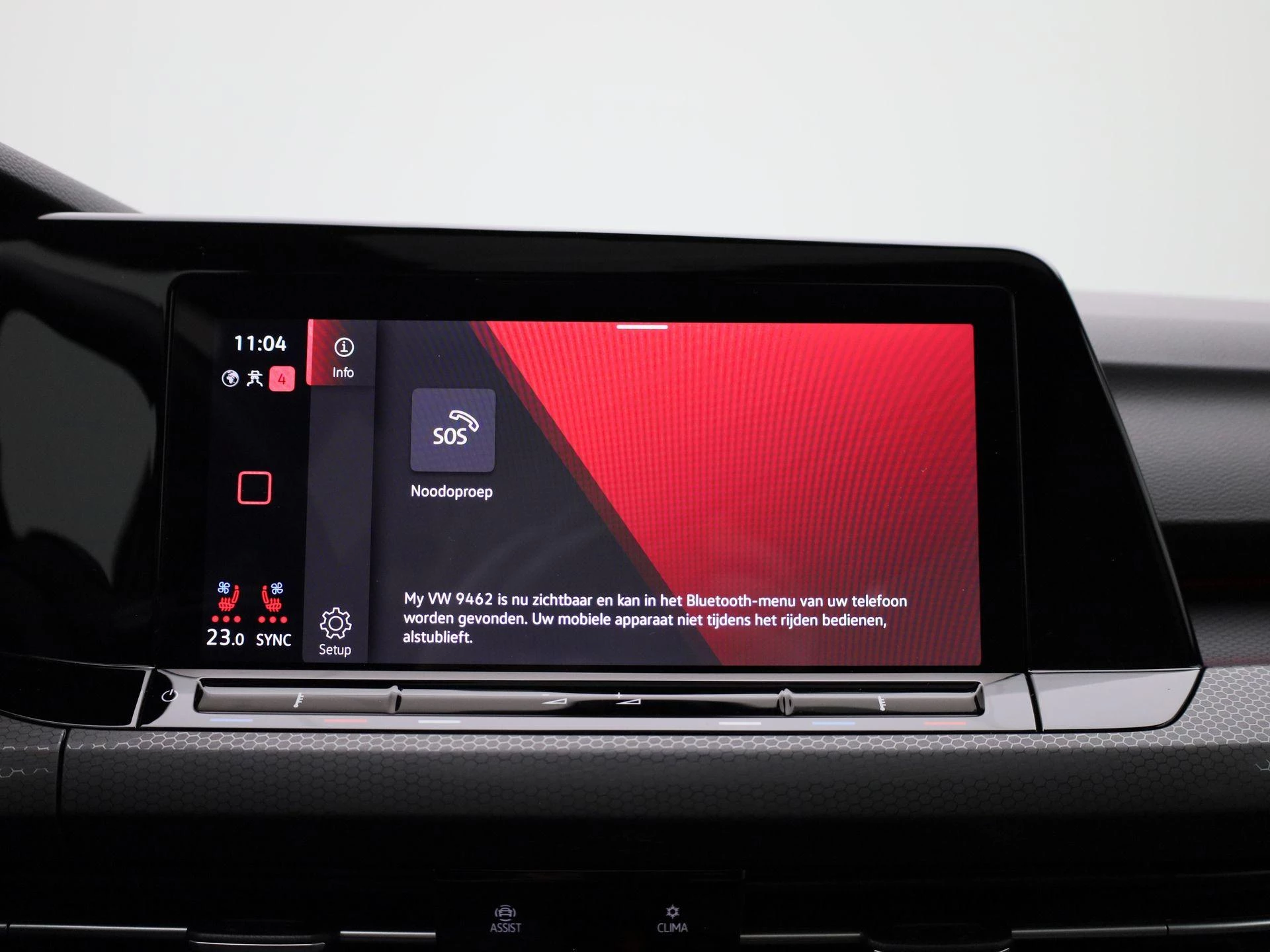 Volkswagen-Golf-image-23