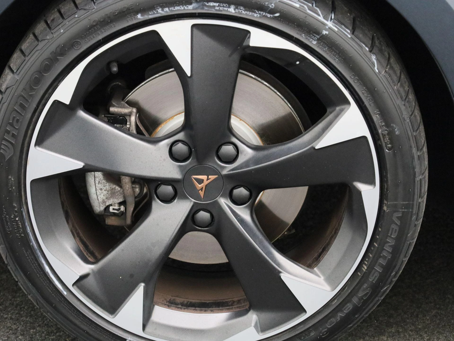 CUPRA-Leon-image-12