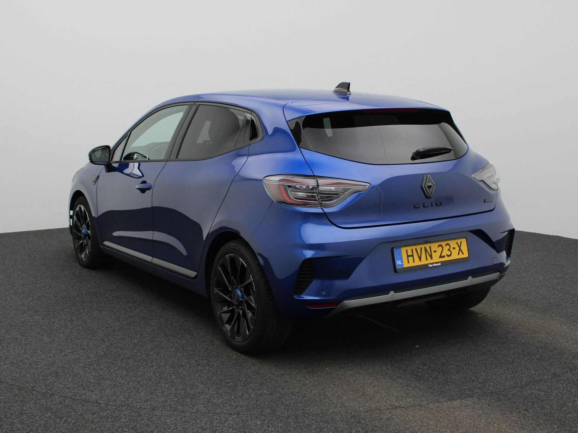 Renault-Clio-image-1