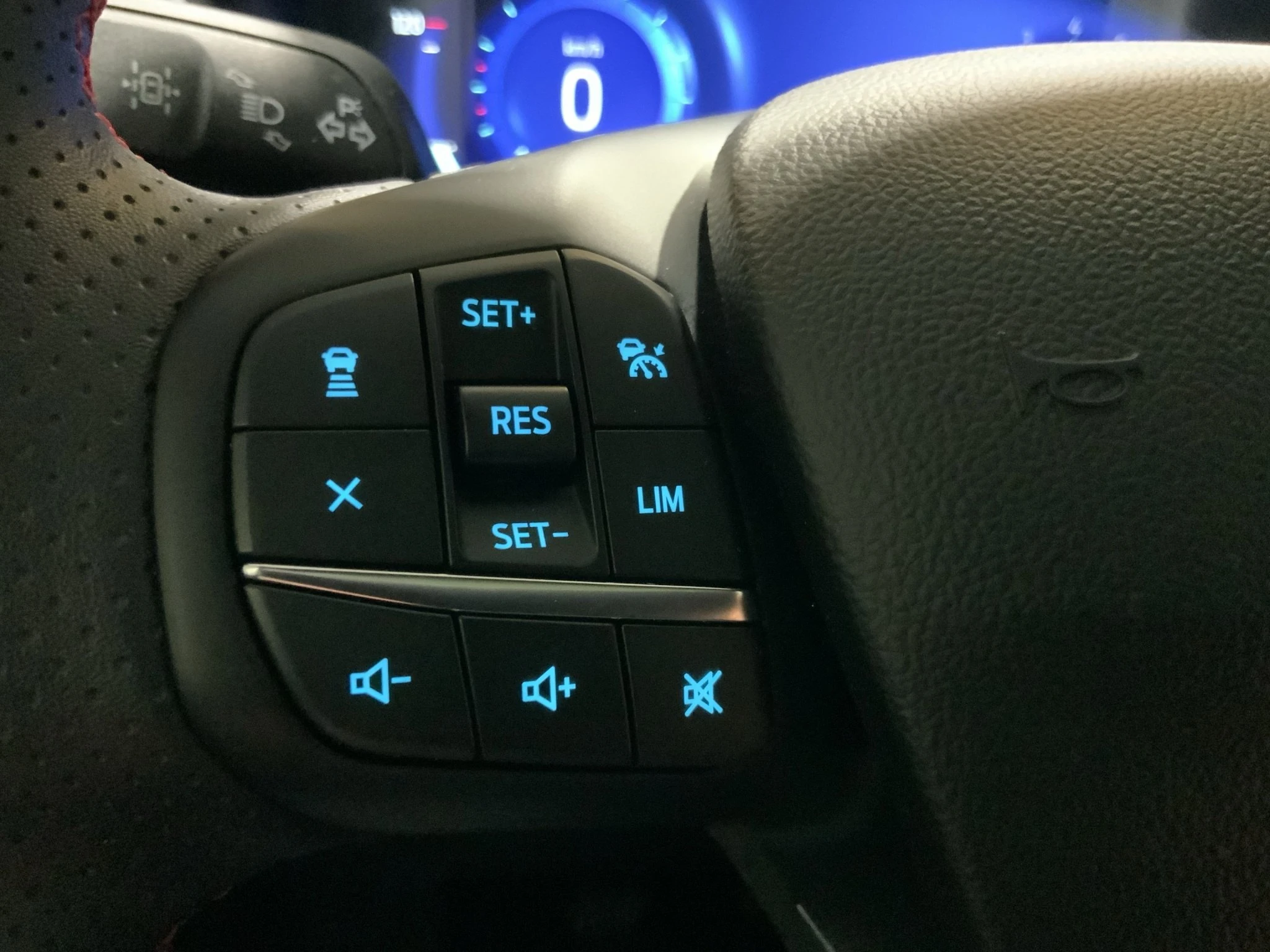 Ford-Kuga-image-21