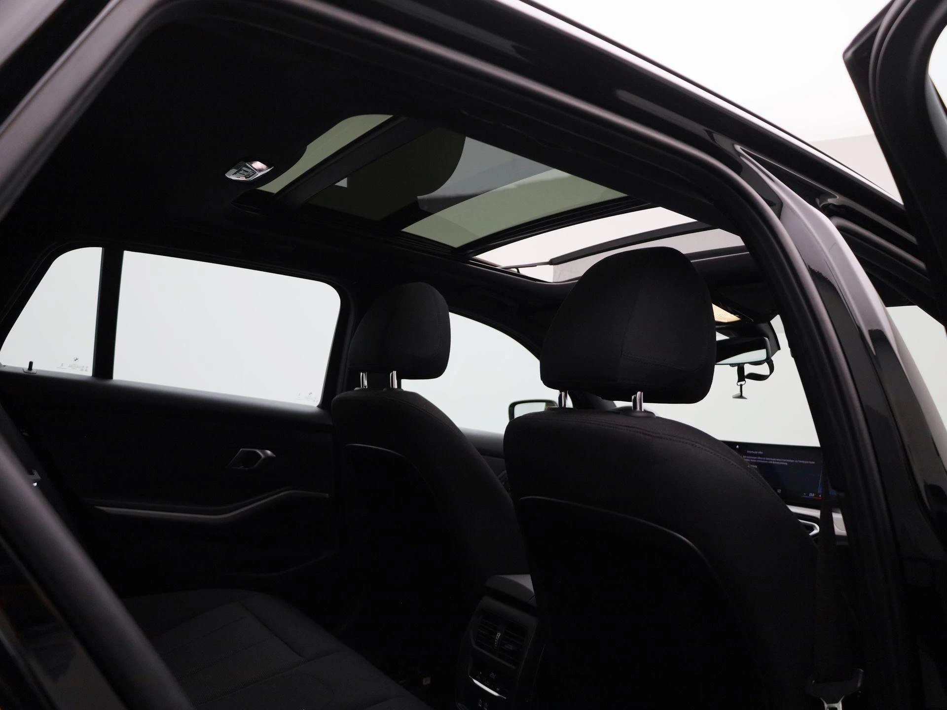 BMW-3 Serie-image-40