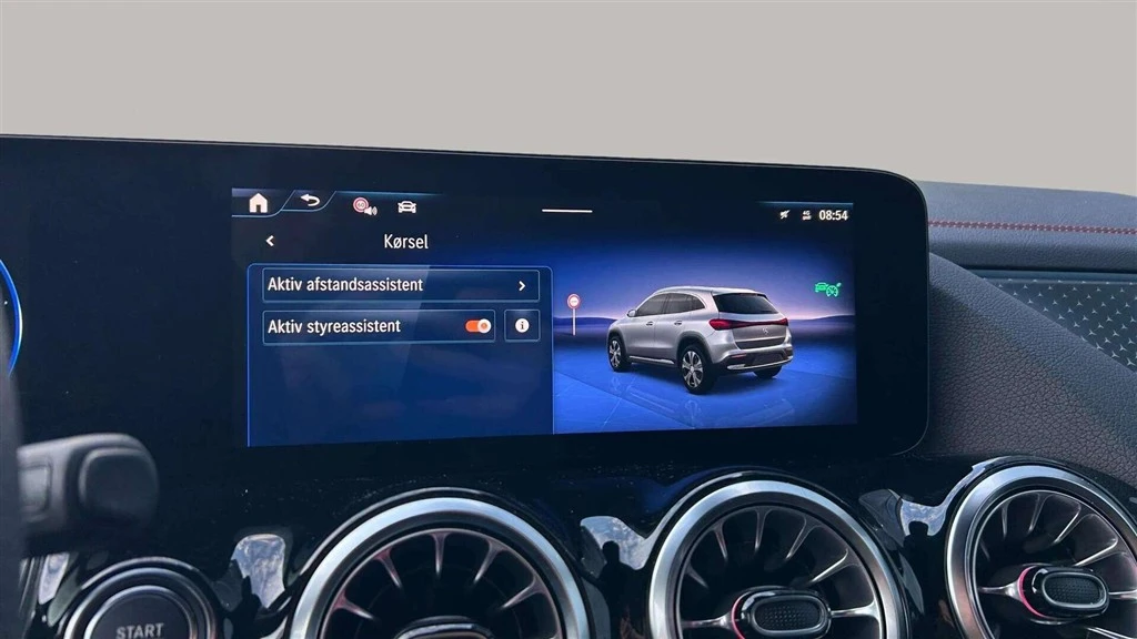 Mercedes-Benz-EQA-image-18