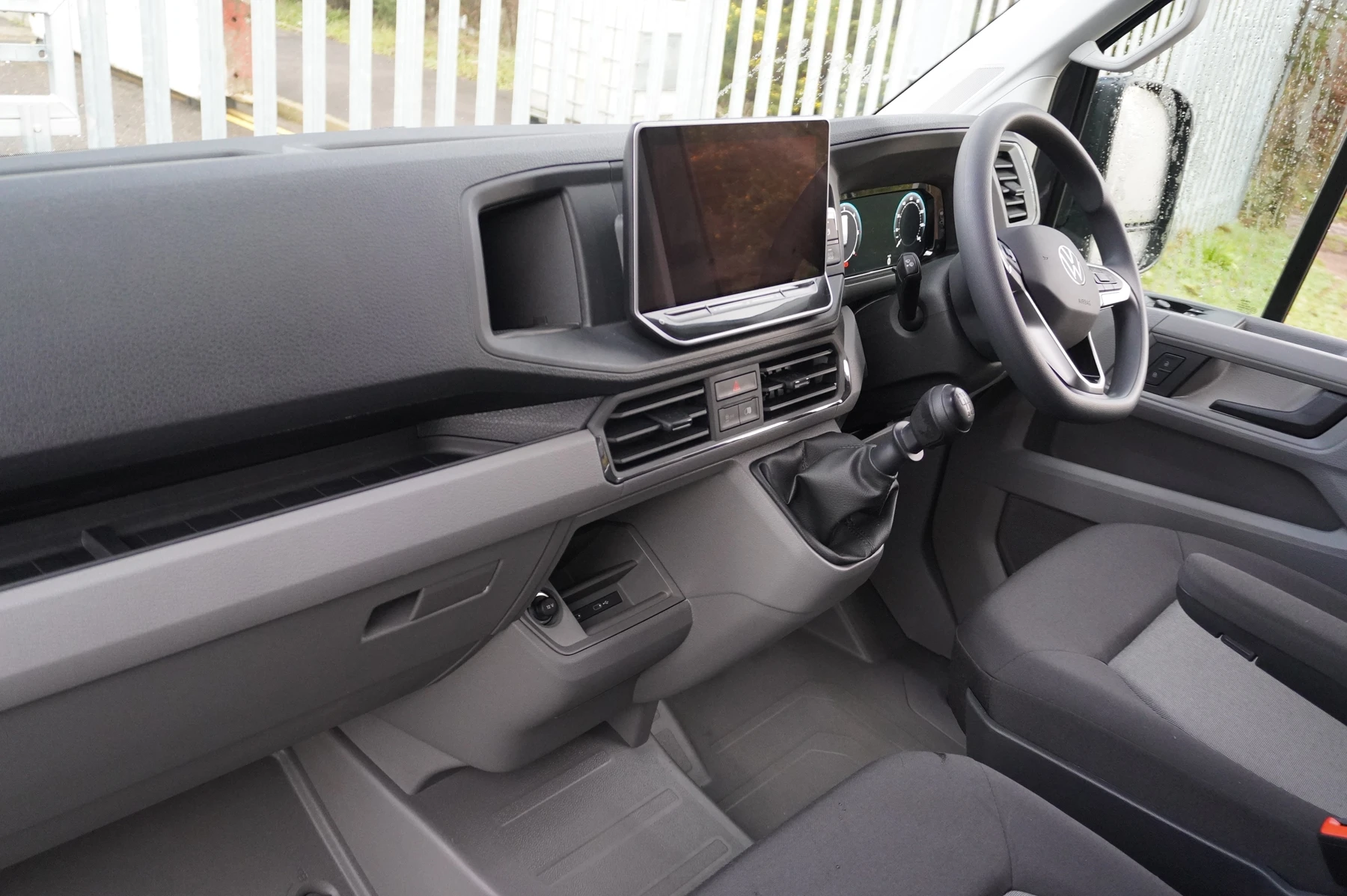 Volkswagen-Crafter-image-1