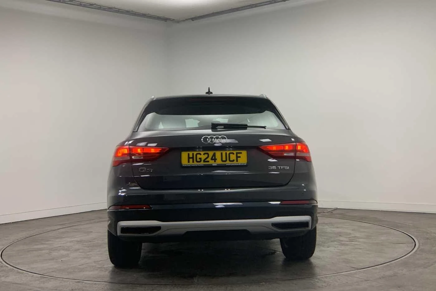 Audi-Q3-image-10