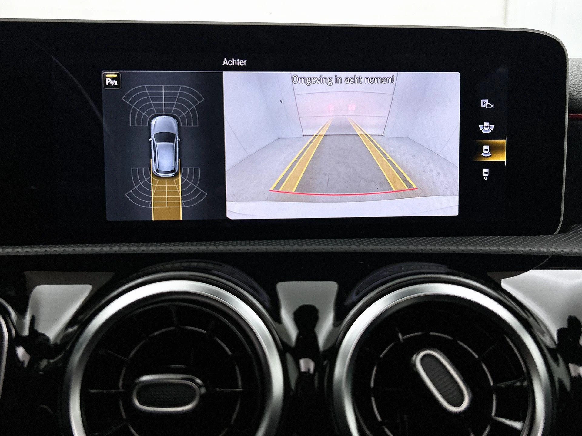 Mercedes-Benz-A-Klasse-image-13