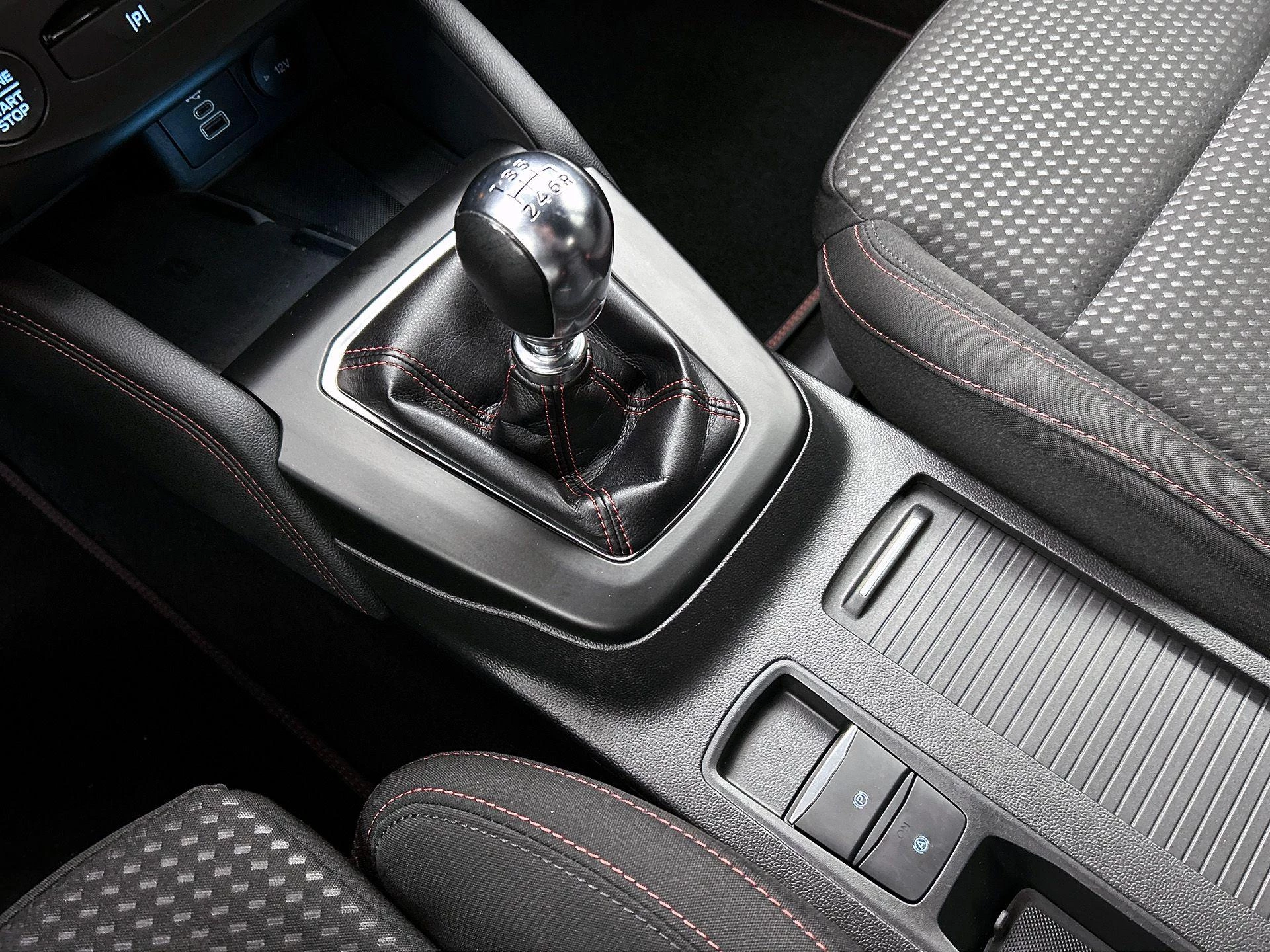 Ford-Focus-image-12