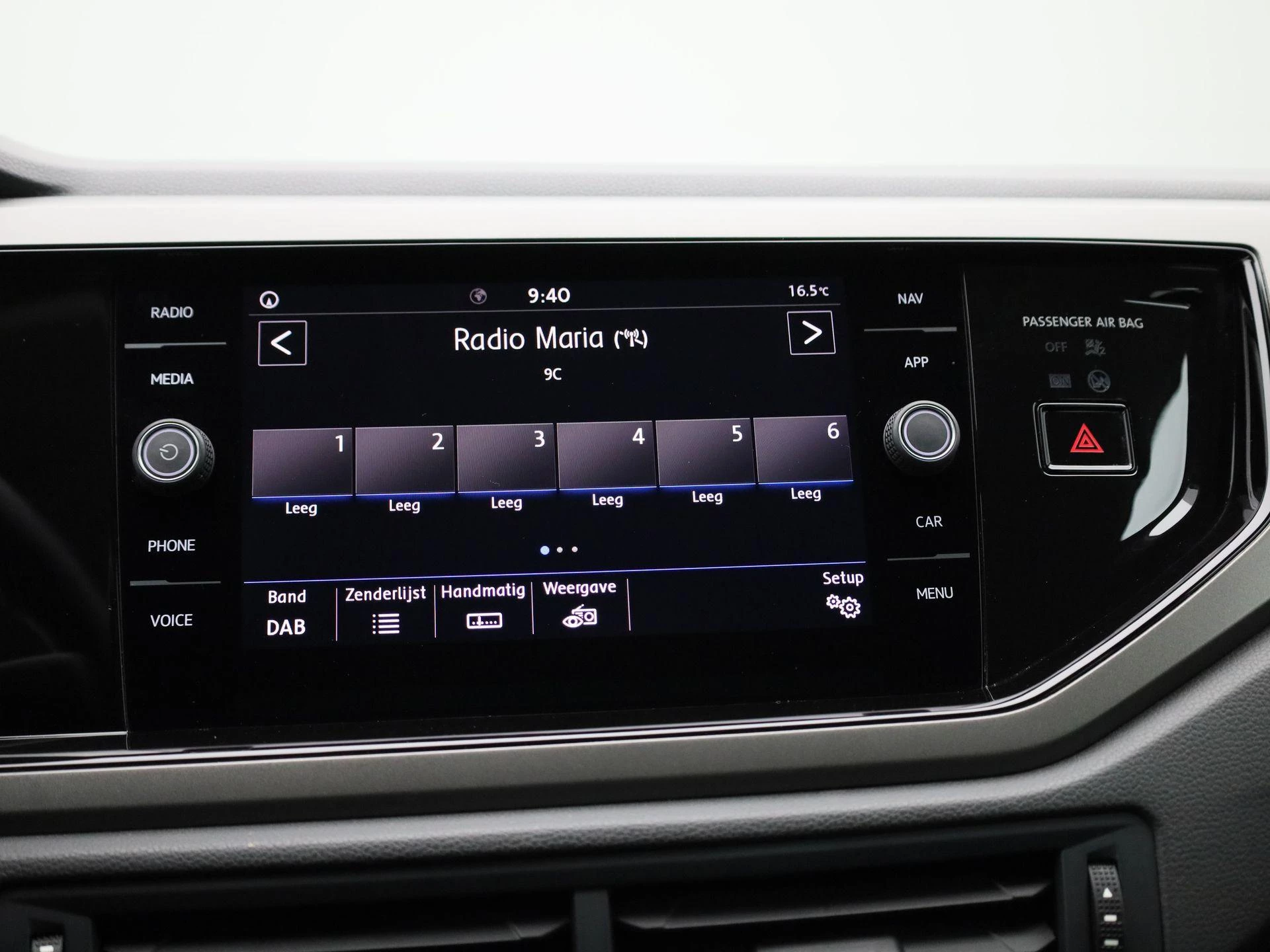 Volkswagen-Polo-image-19