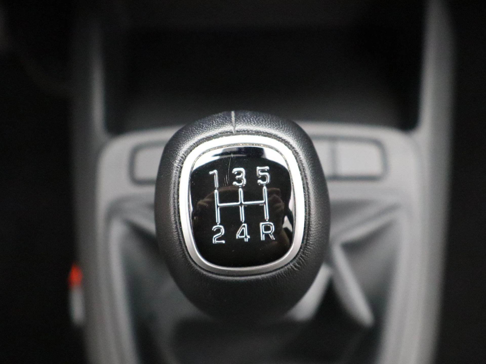 Hyundai-i10-image-21