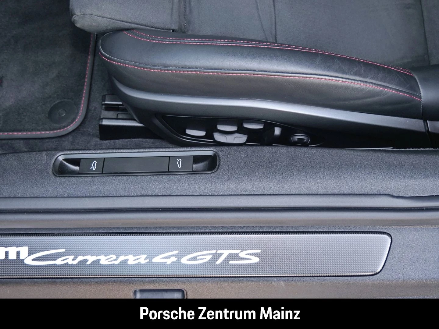 Porsche-911-image-28