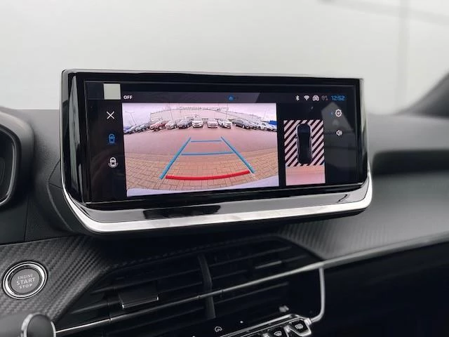 Peugeot-e-2008-image-21