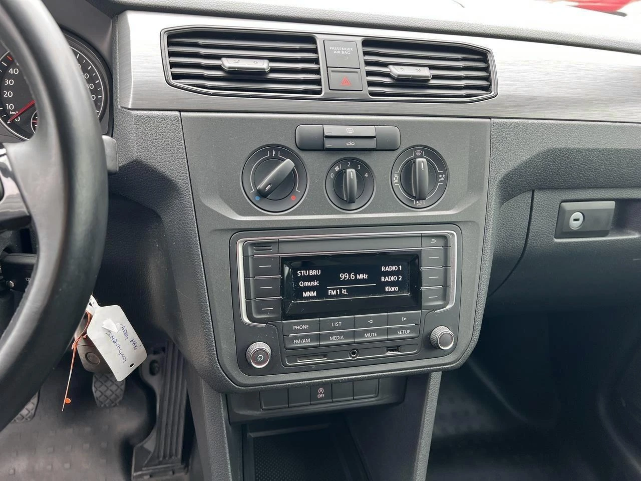 Volkswagen-Caddy-image-10