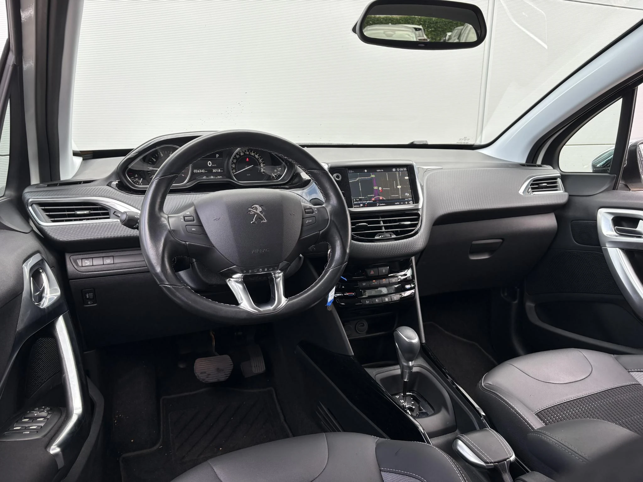 Peugeot 2008 1.2 PureTech Allure