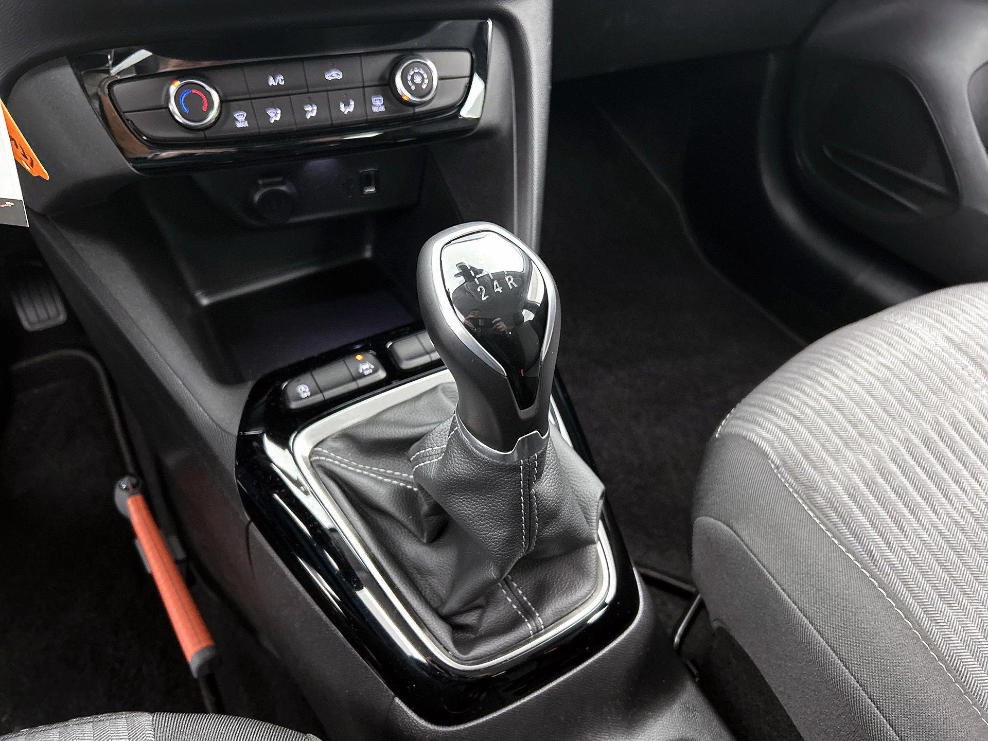 Opel-Corsa-image-14
