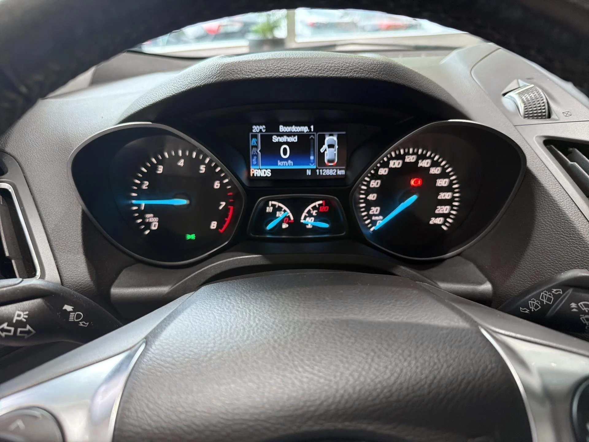 Ford Kuga 4x4 - PDC - Titanium - Unieke kleur
