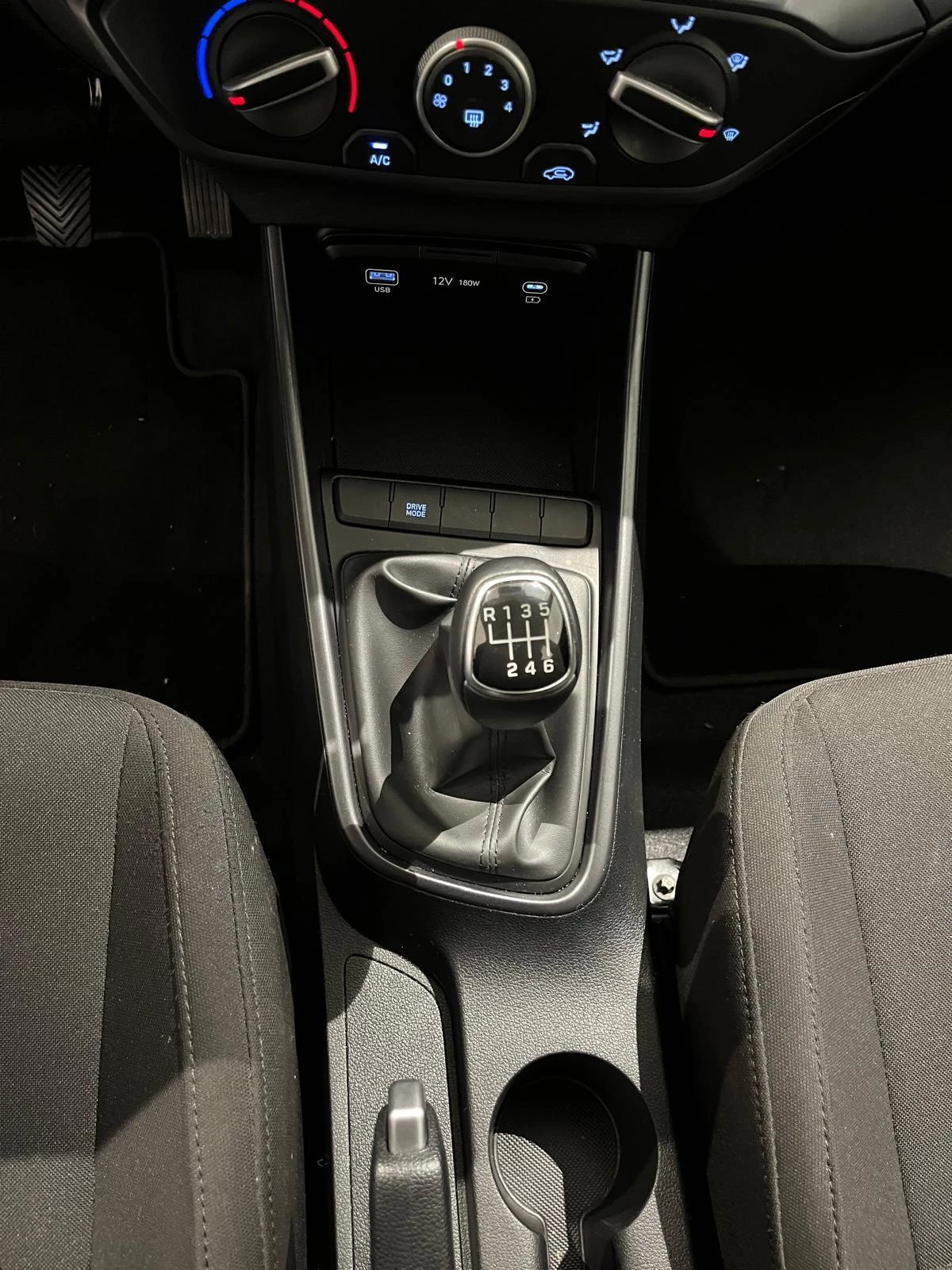 Hyundai i20 1.0 T-GDi 74kW Twist