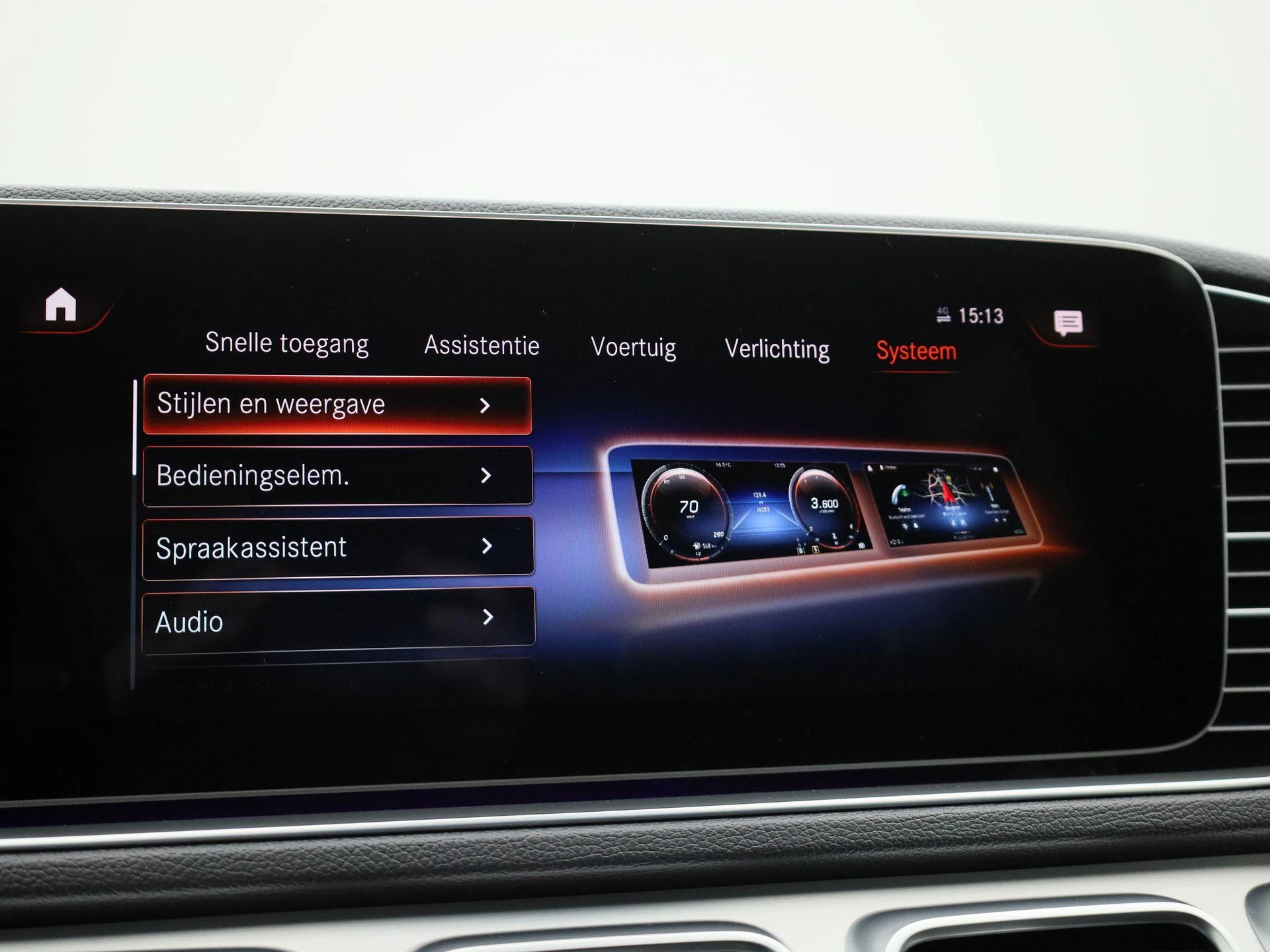 Mercedes-Benz-GLE-image-31