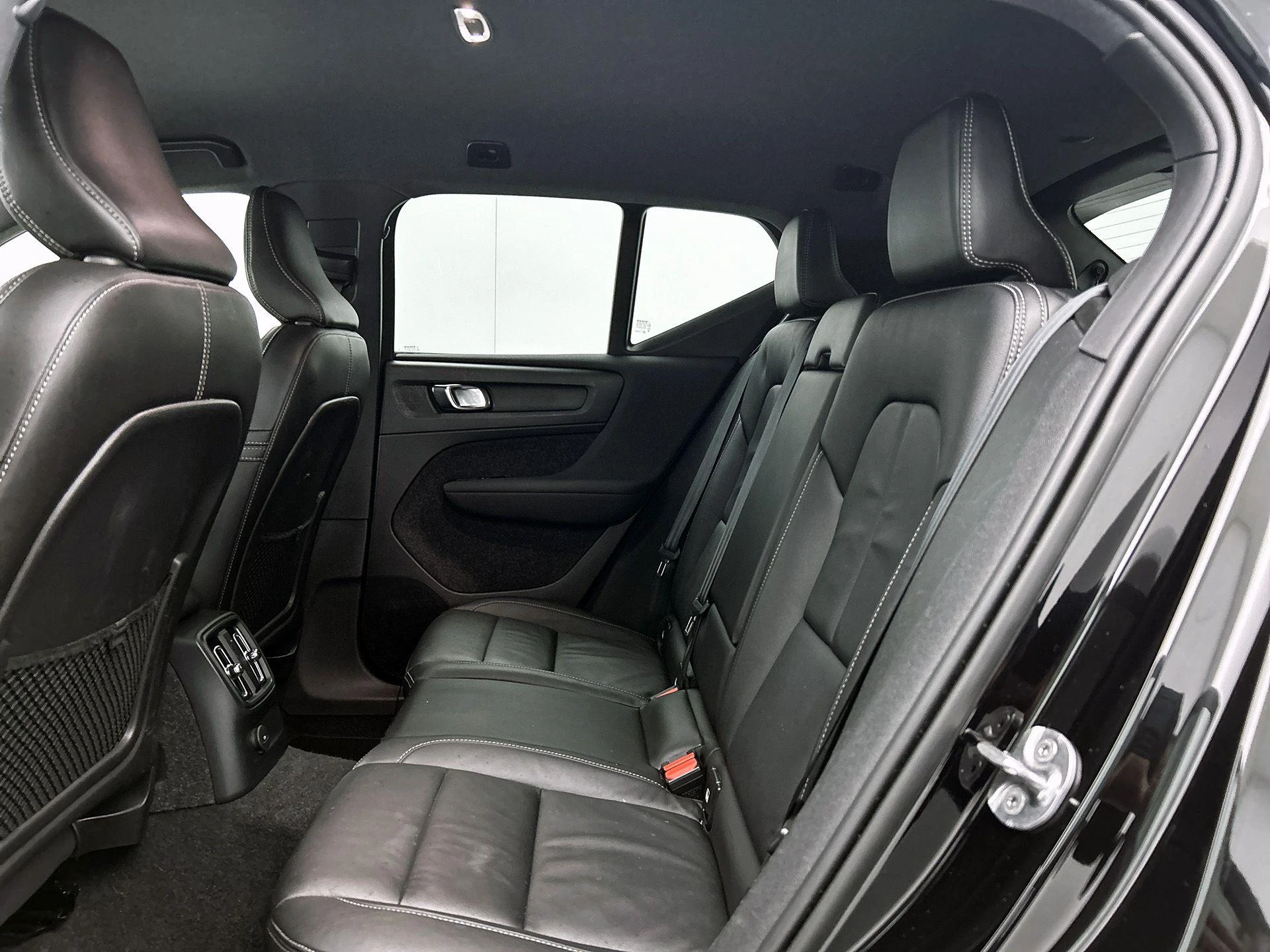Volvo-XC40-image-26