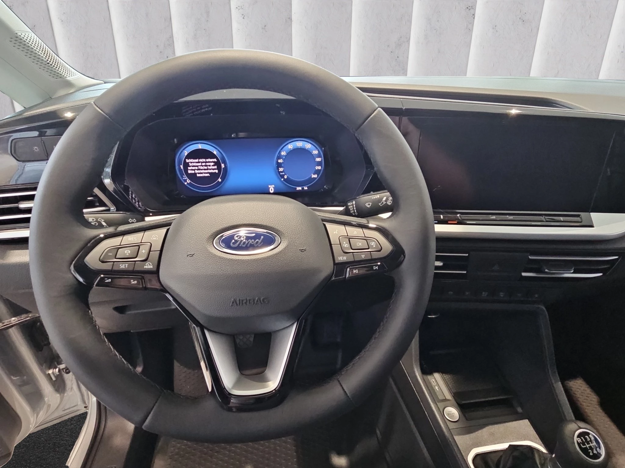 Ford-Transit Connect-image-12