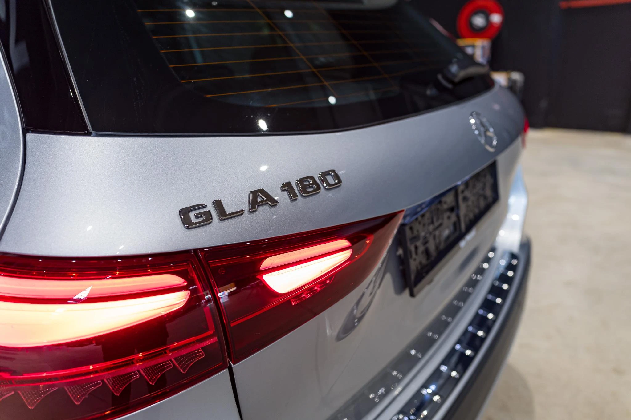 Mercedes-Benz-GLA-image-8