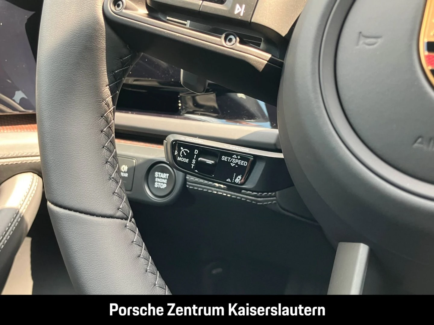Porsche-Panamera-image-16