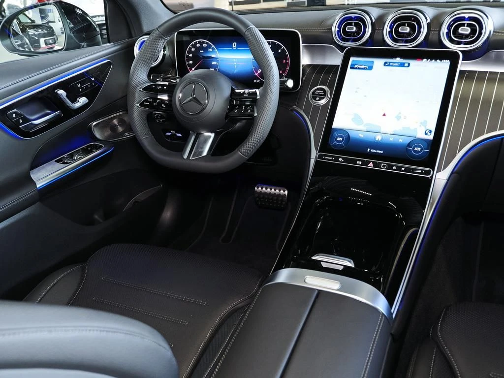 Mercedes-Benz-GLC 450 d-image-11