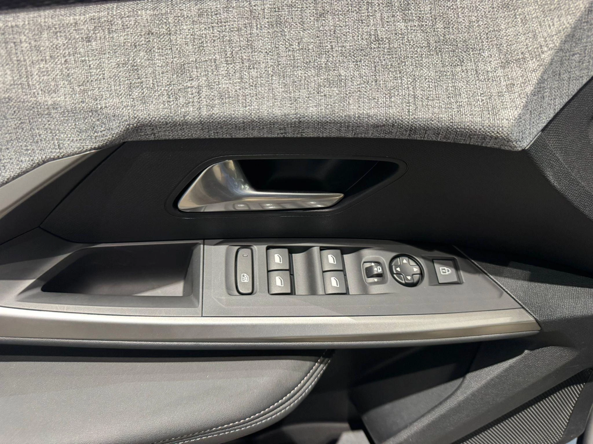 Peugeot-3008-image-21