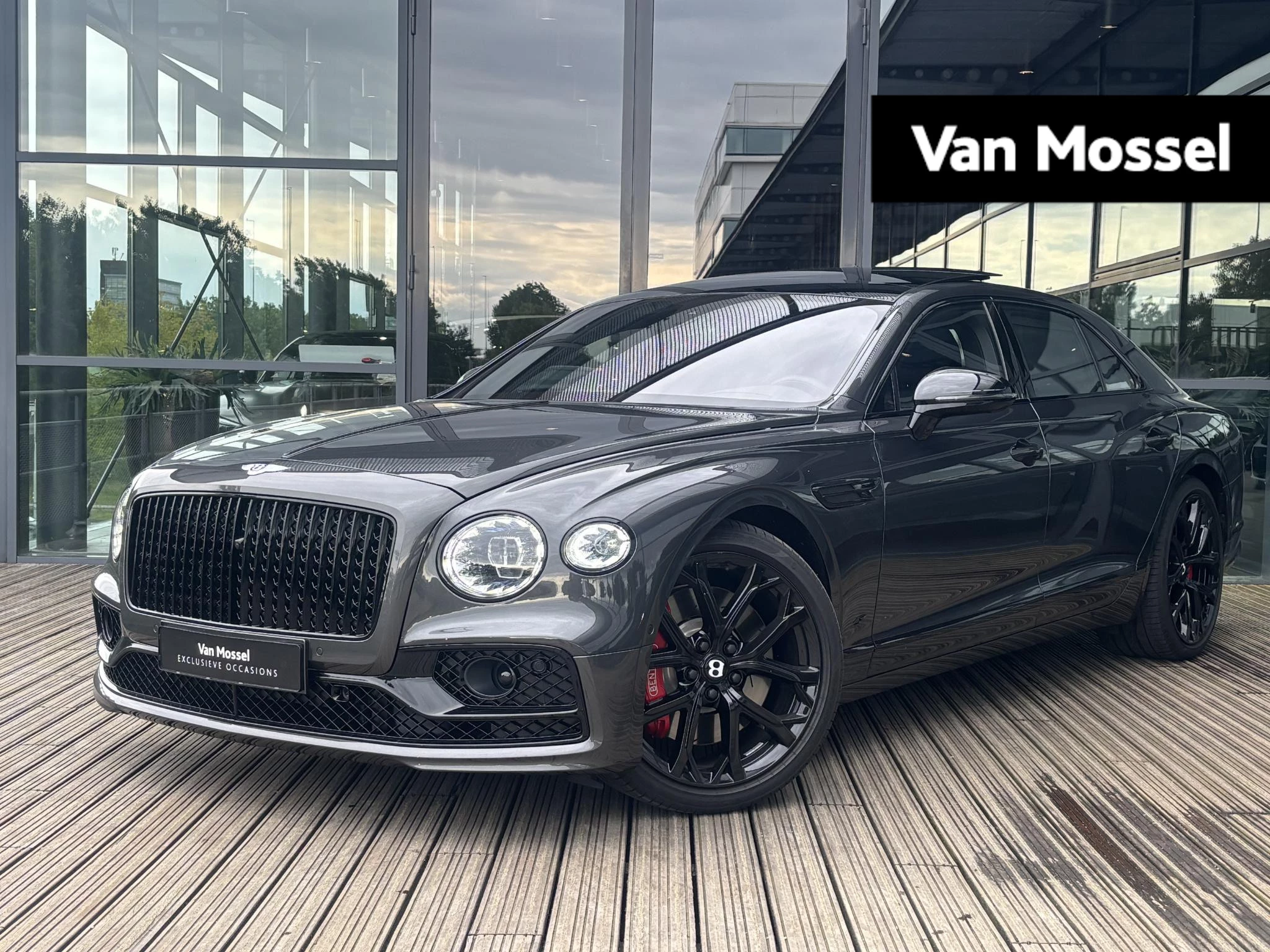 Bentley-Flying Spur-image-0
