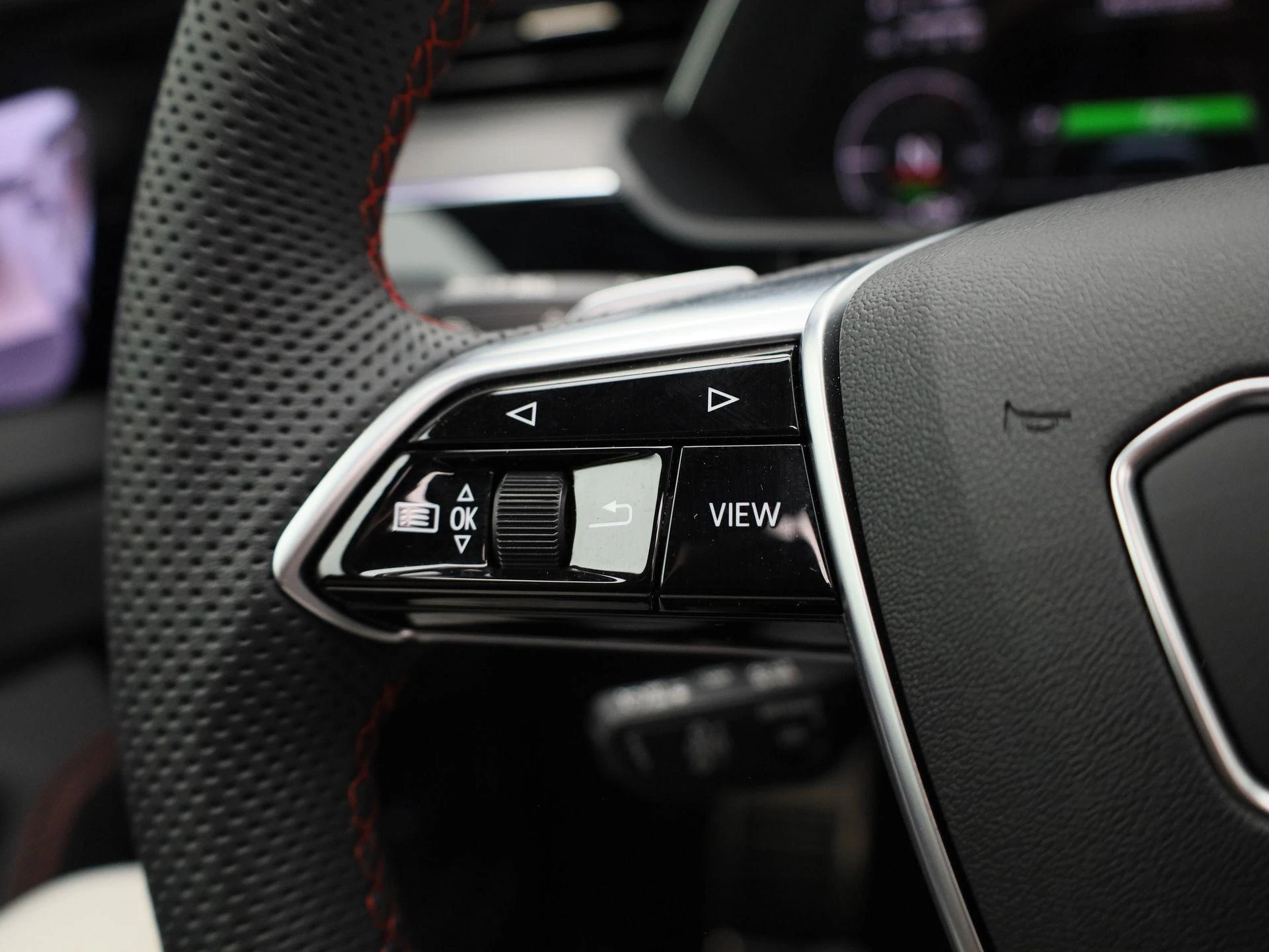 Audi-Q8 Sportback e-tron-image-17