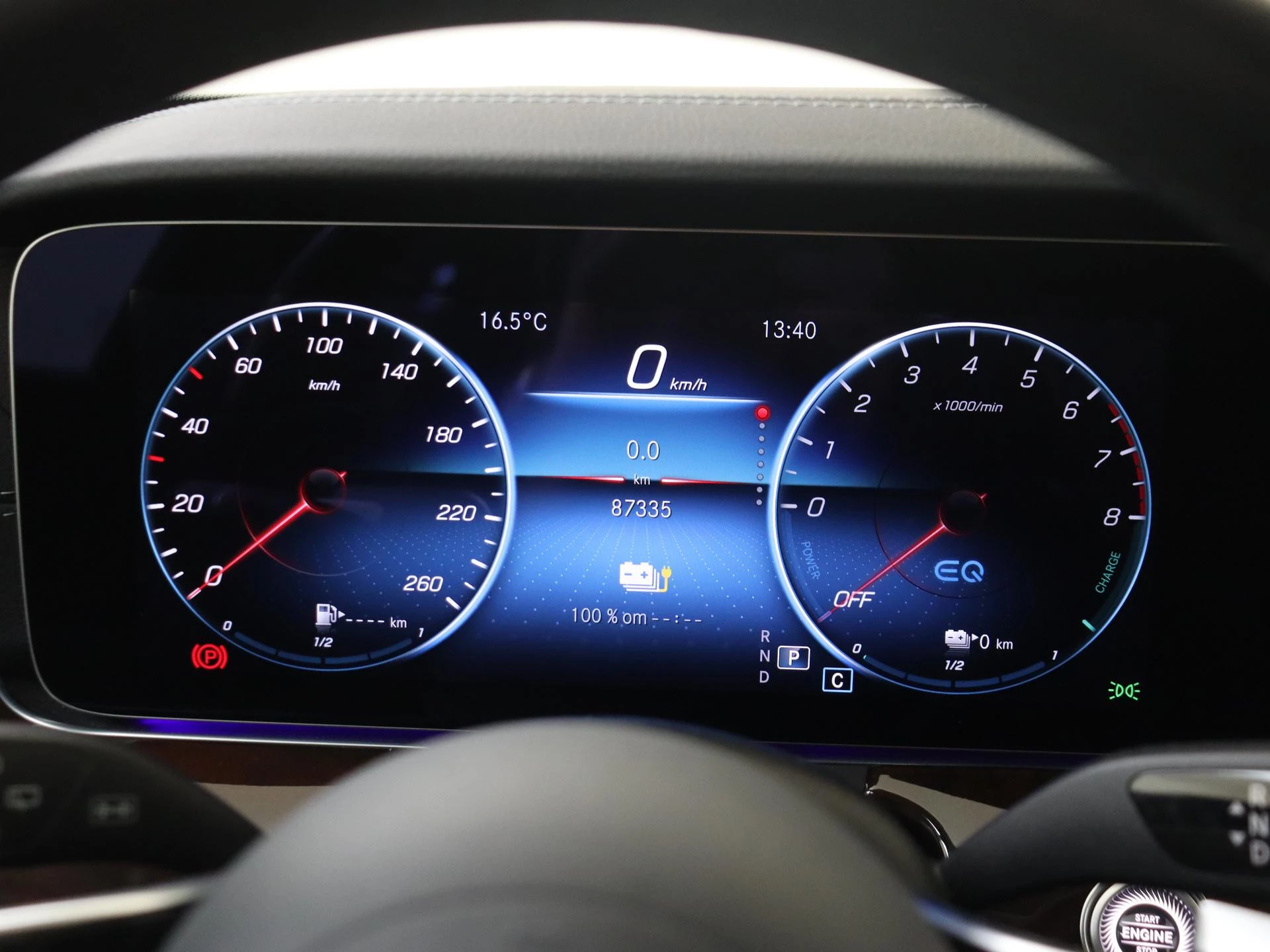 Mercedes-Benz-E-Klasse-image-11
