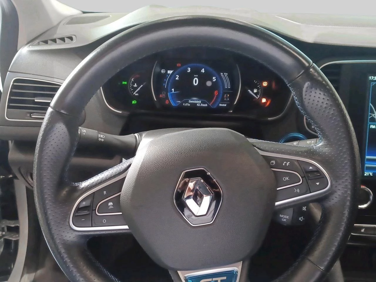 Renault-Mégane-image-15