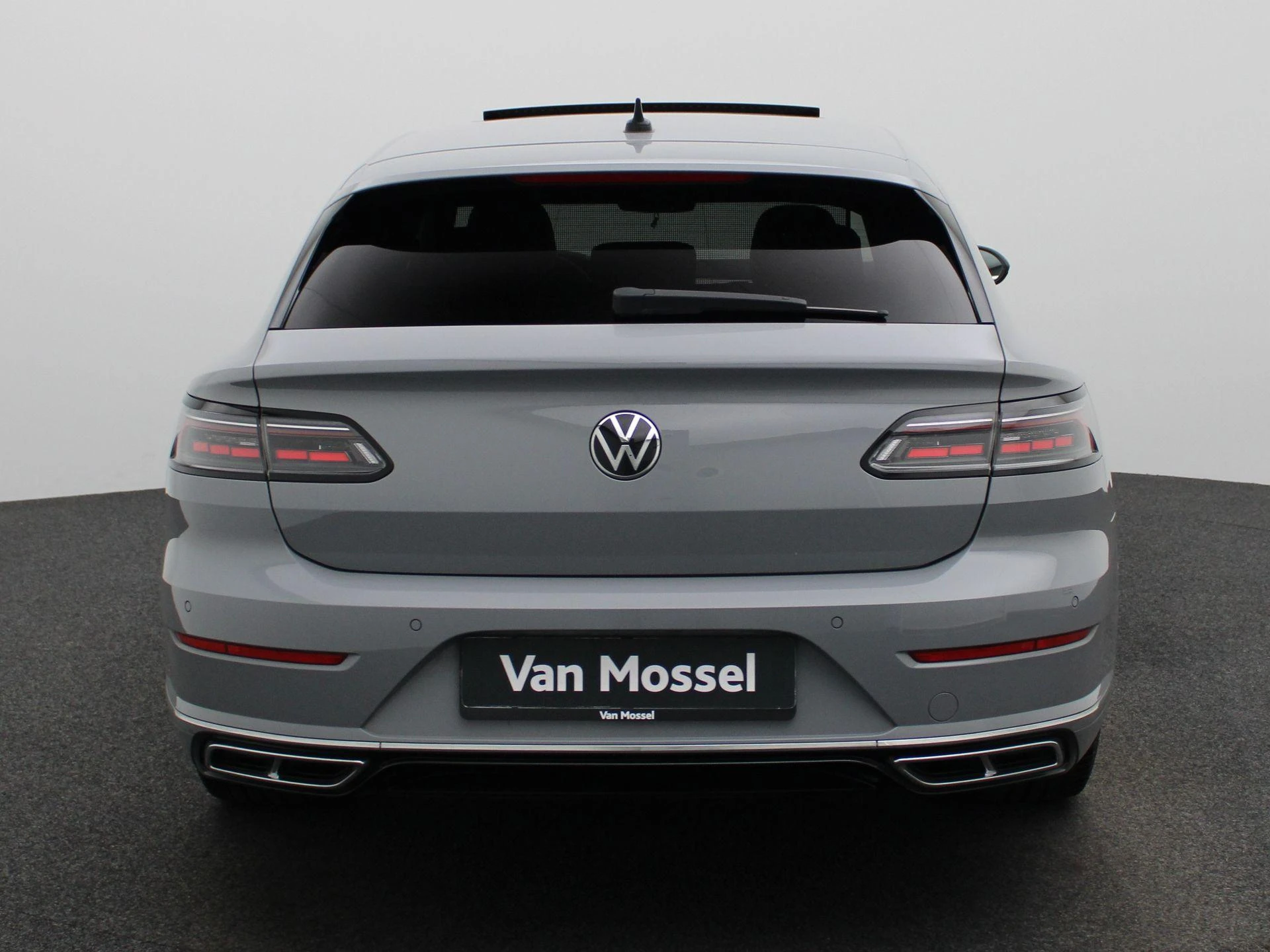 Volkswagen-Arteon-image-4